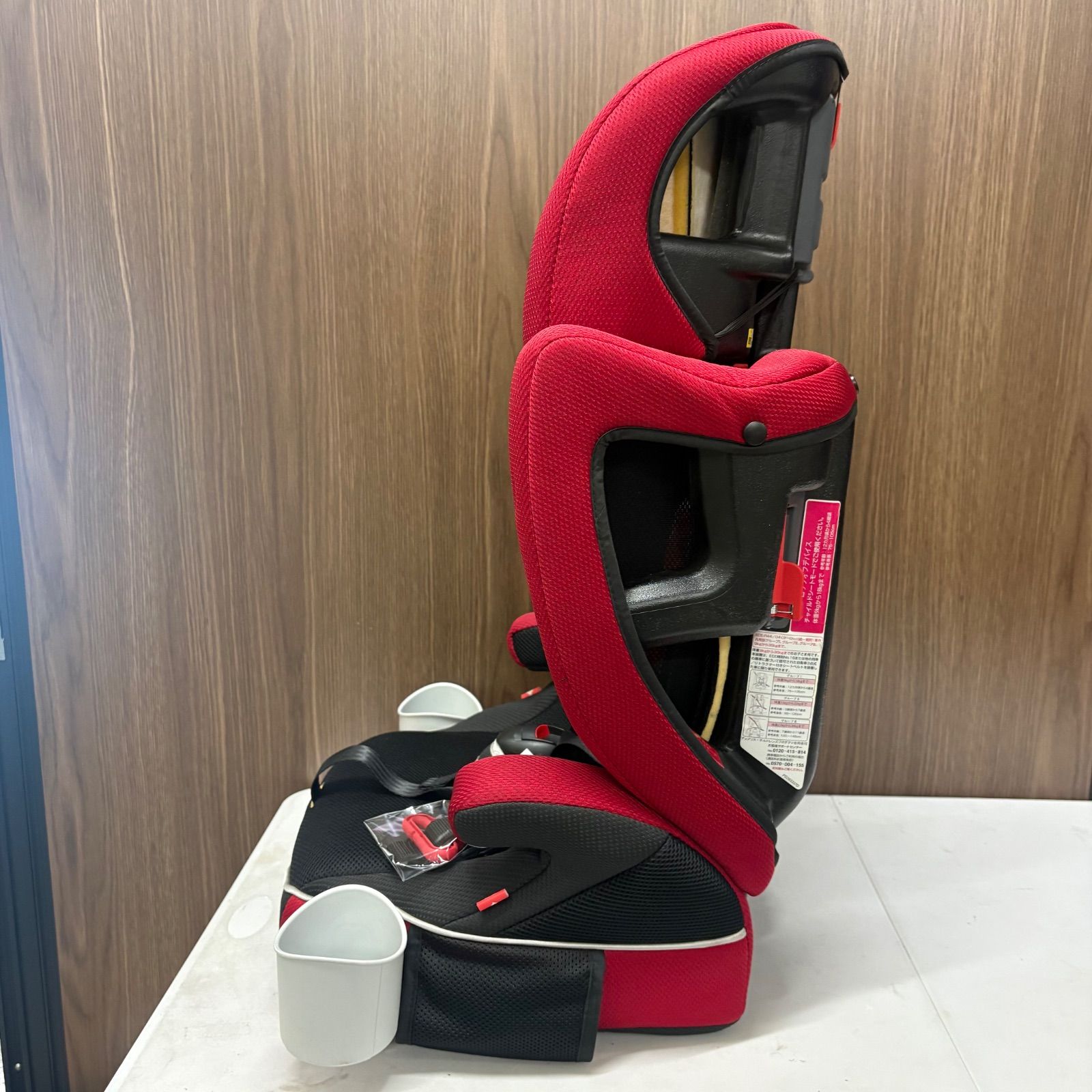 美品　Aprica ジュニアシート　エアグルーヴ AC レッド　赤 Aprica アップリカ ジュニアシート エアグルーヴ AC レッド 赤 - メルカリ