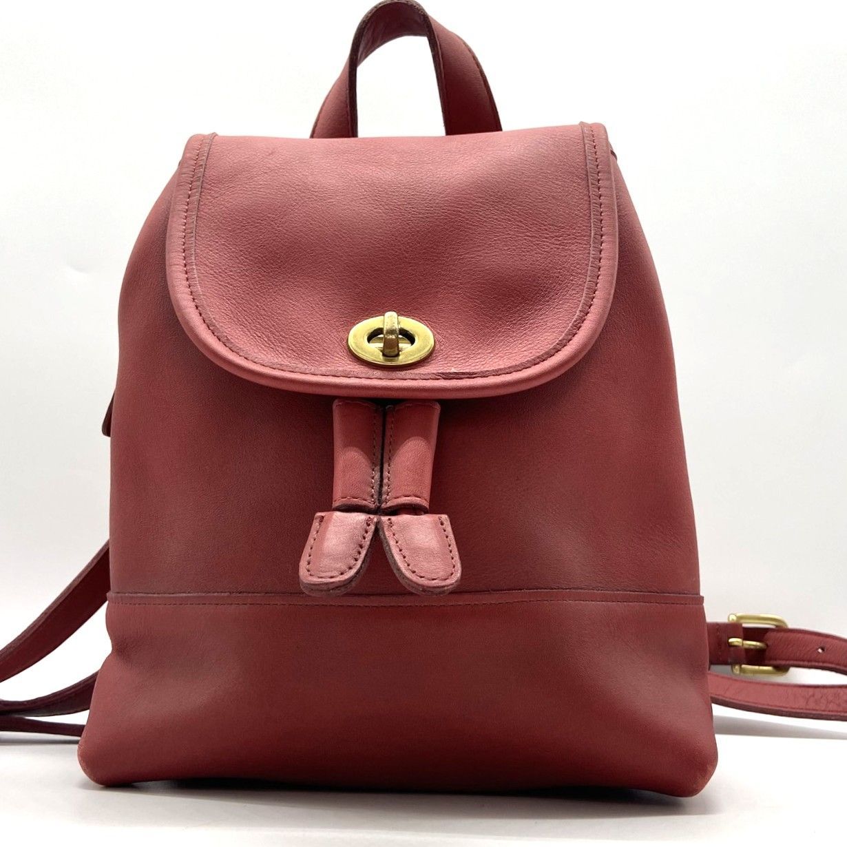 ☆COACH コーチ オールドコーチ ミニリュック 革 レザー レッド系