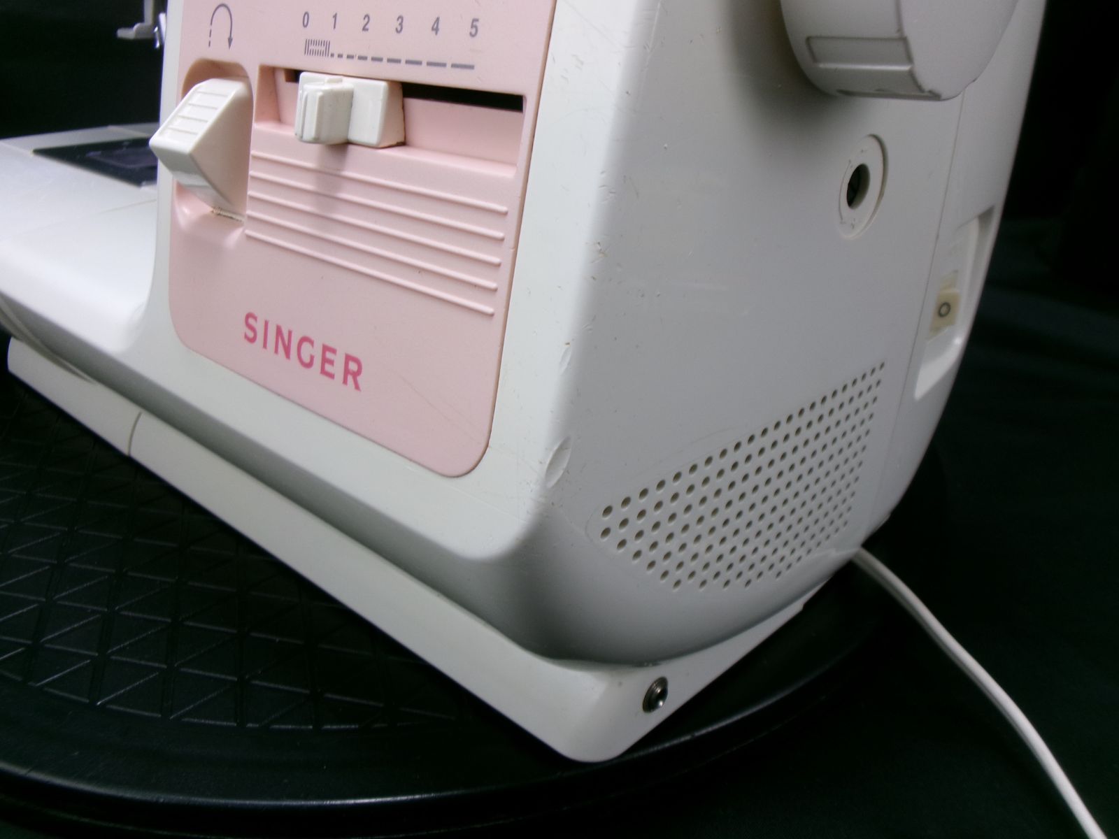 自動糸調子☆シンガーミシン エリー SI-30 ☆美品☆ - メルカリ