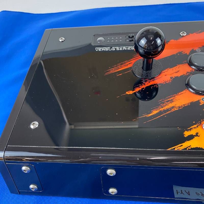 ◇トYA092【アケコン】Team Mad Catz Arcade FightStick Versus Series