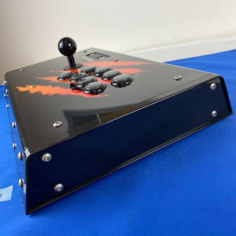 ◇トYA092【アケコン】Team Mad Catz Arcade FightStick Versus Series 