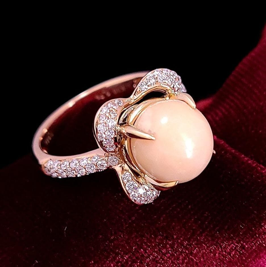 カリブの至宝！ 大粒コンクパール 5.78ct クリームピンク K18リング 