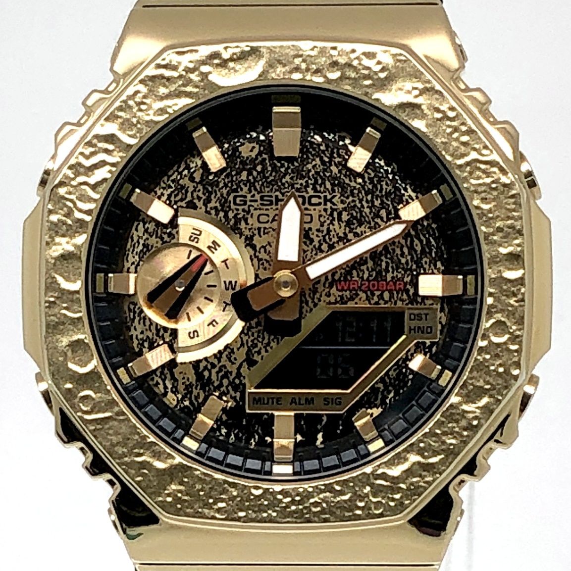 G-SHOCK ジ－ヨック GM-2100MG-1A オクタゴン メタルカバード カシオーク 月面 ゴールドIP アナデジ LED 2021年12月発売