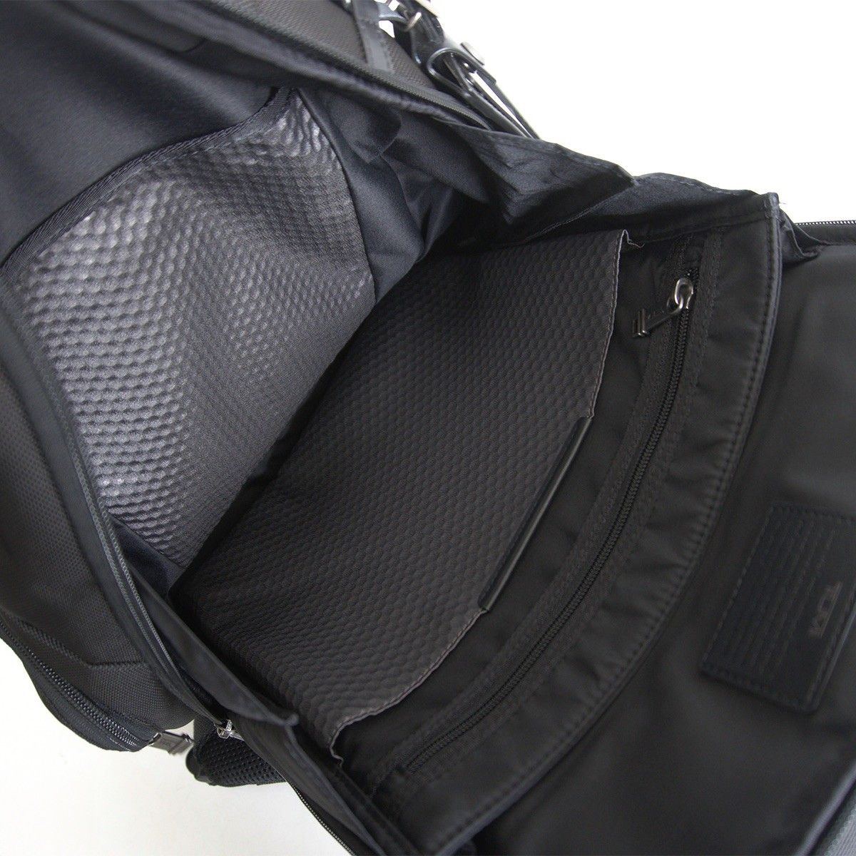 美品】 TUMI 【2223681D0/Alpha Bravo PARRISH backpack】ブラック 