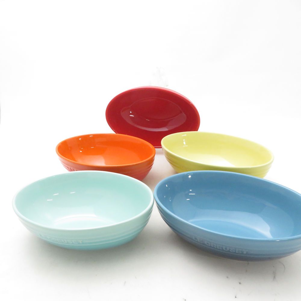未使用 Le Creuset ルクルーゼ オーバル サービング ボール ボウル 5点 セット 17cm サラダ SM5104J1 未使用 Le Creuset ルクルーゼ オーバル サービング ボール ボウル 5点