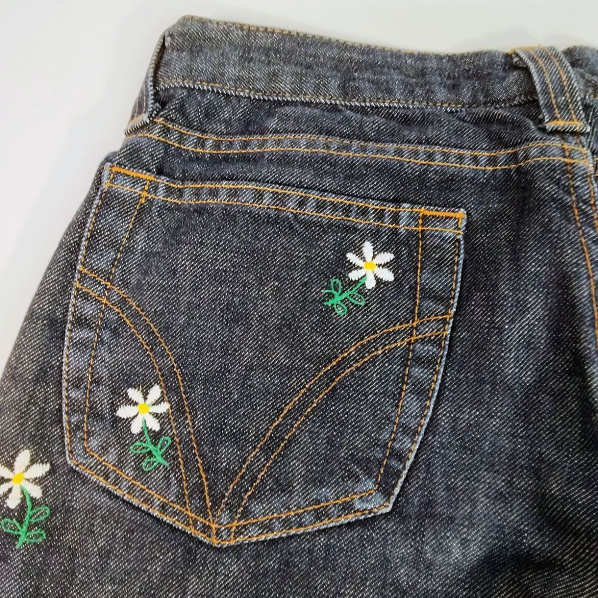 D&G 花柄刺繍 ダークデニム クロップドパンツ Sサイズ 《NO 01266 