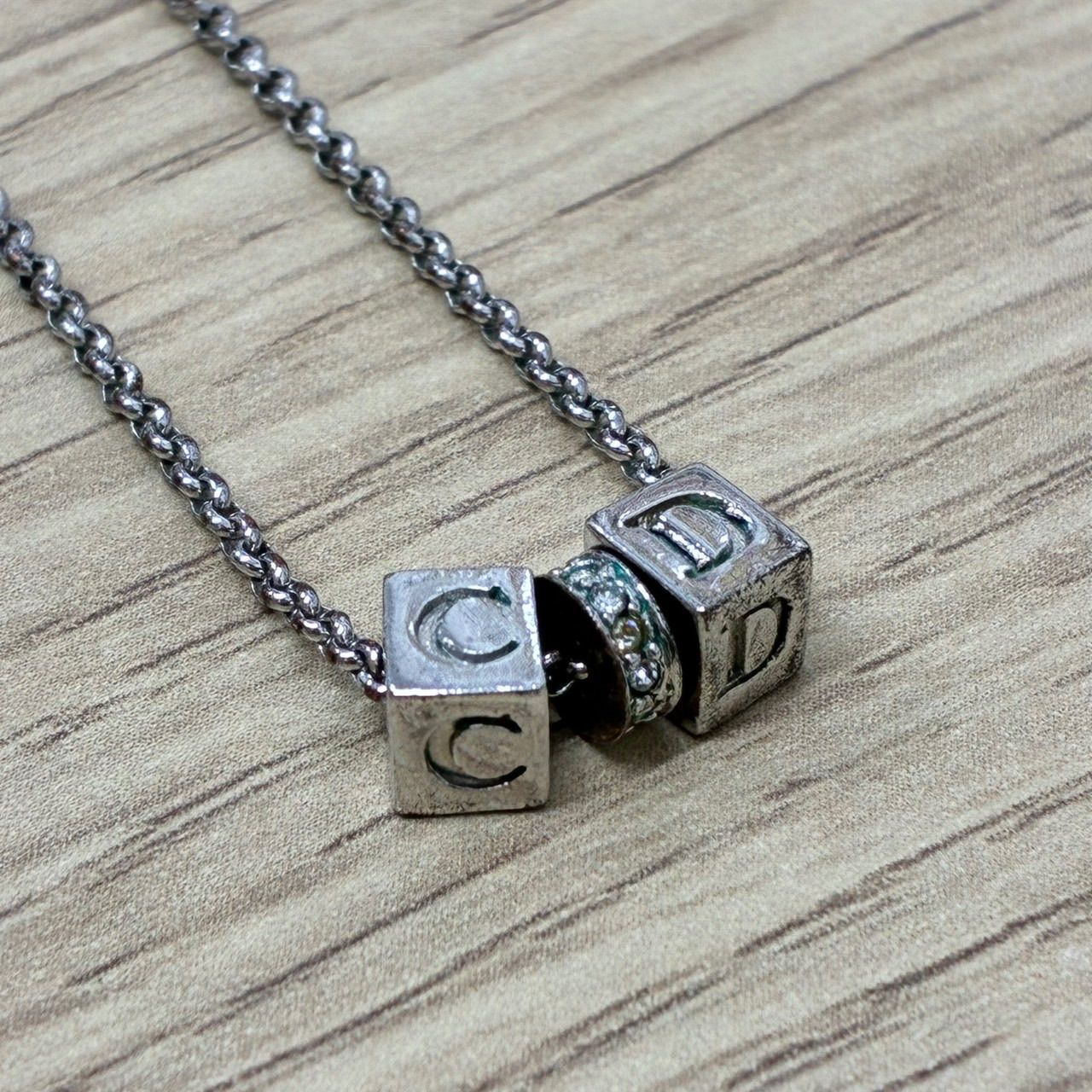 Y0417]Christian Dior CDロゴ キューブ ネックレス アクセサリー 