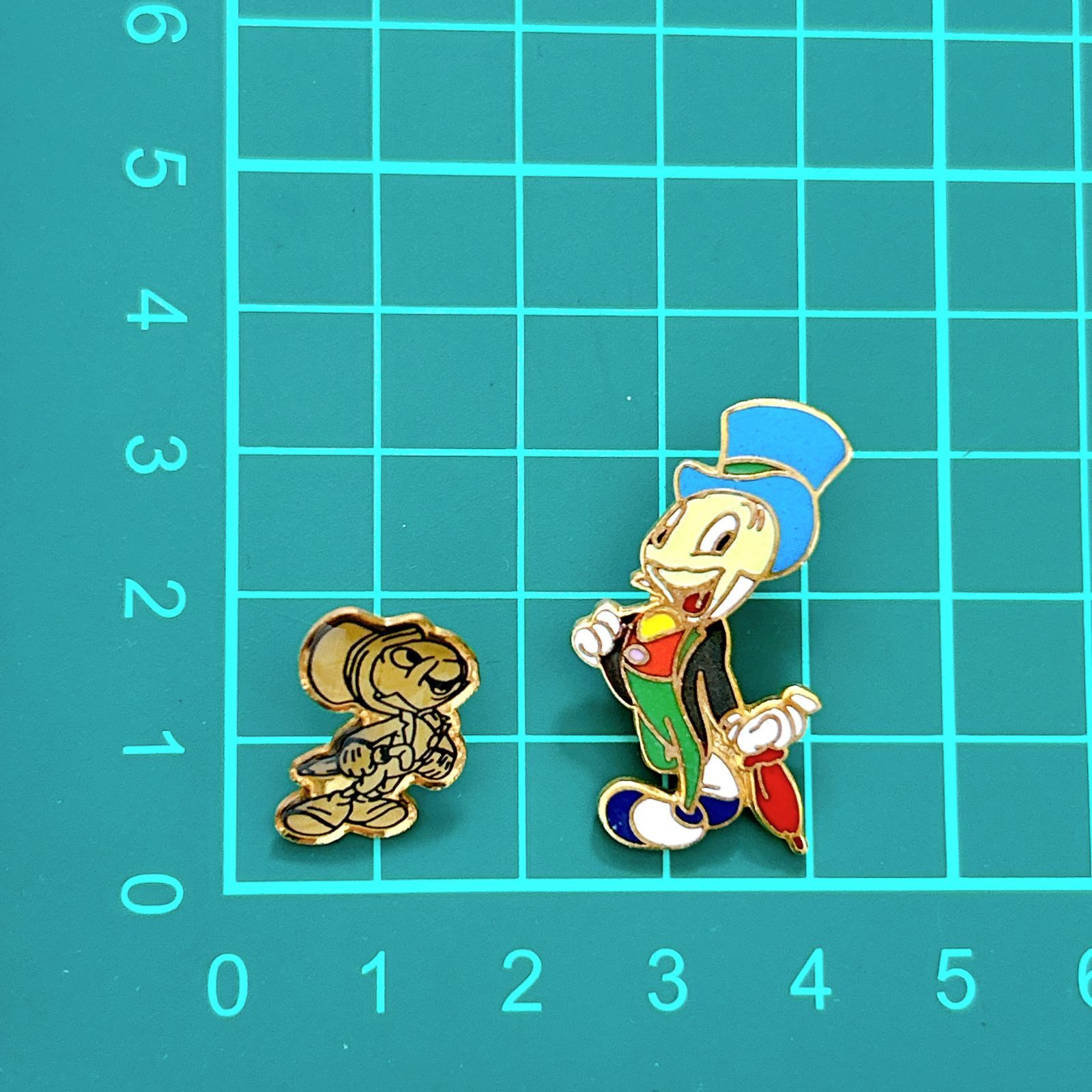 【レトロ】ジミニー・クリケット ピノキオ ディズニー ピンバッジ 東京ディズニーランド ピノキオ ジミニークリケット ピンバッジ☆2個