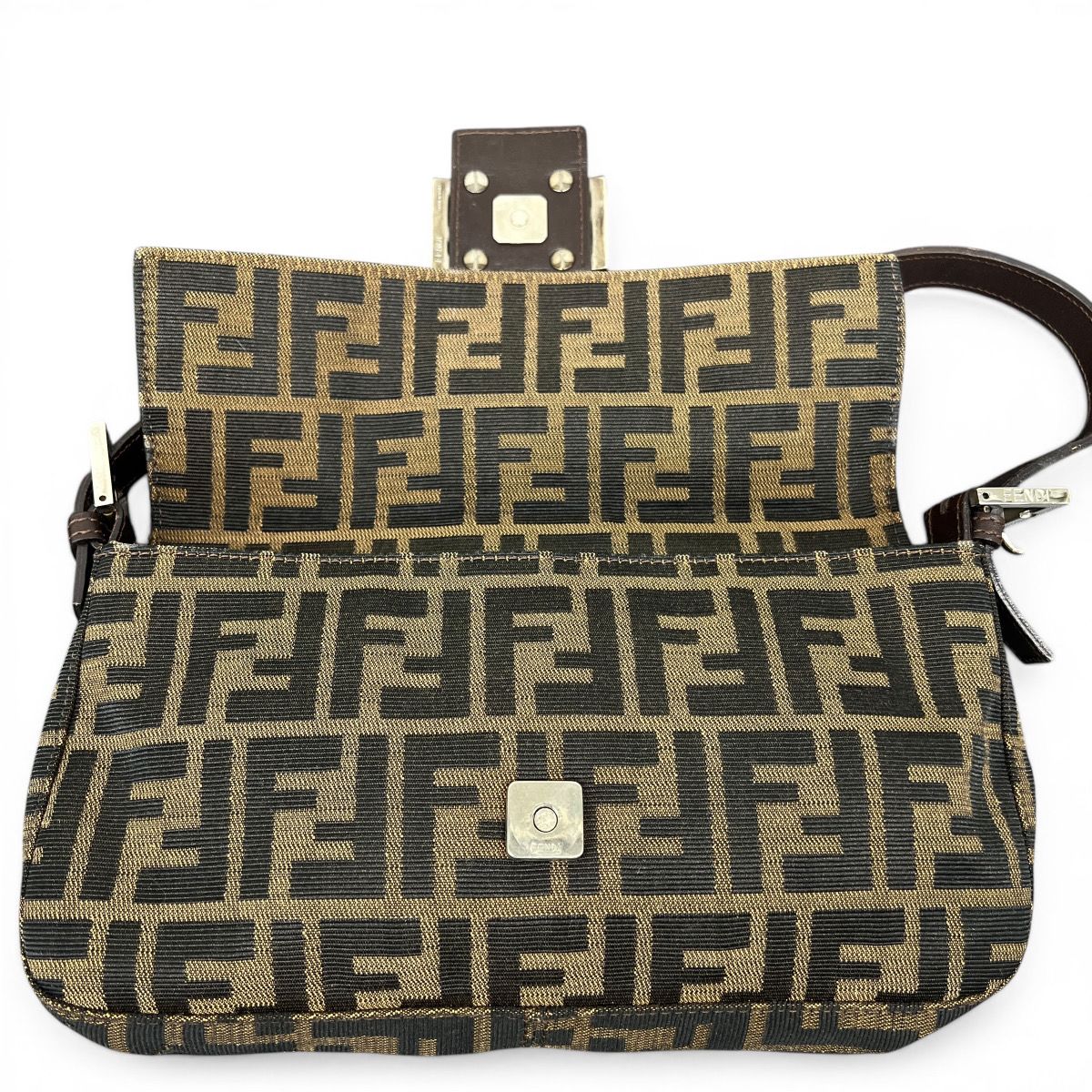 FENDI 人気 美品 フェンディ マンマバケット ズッカ ショルダーバッグ 