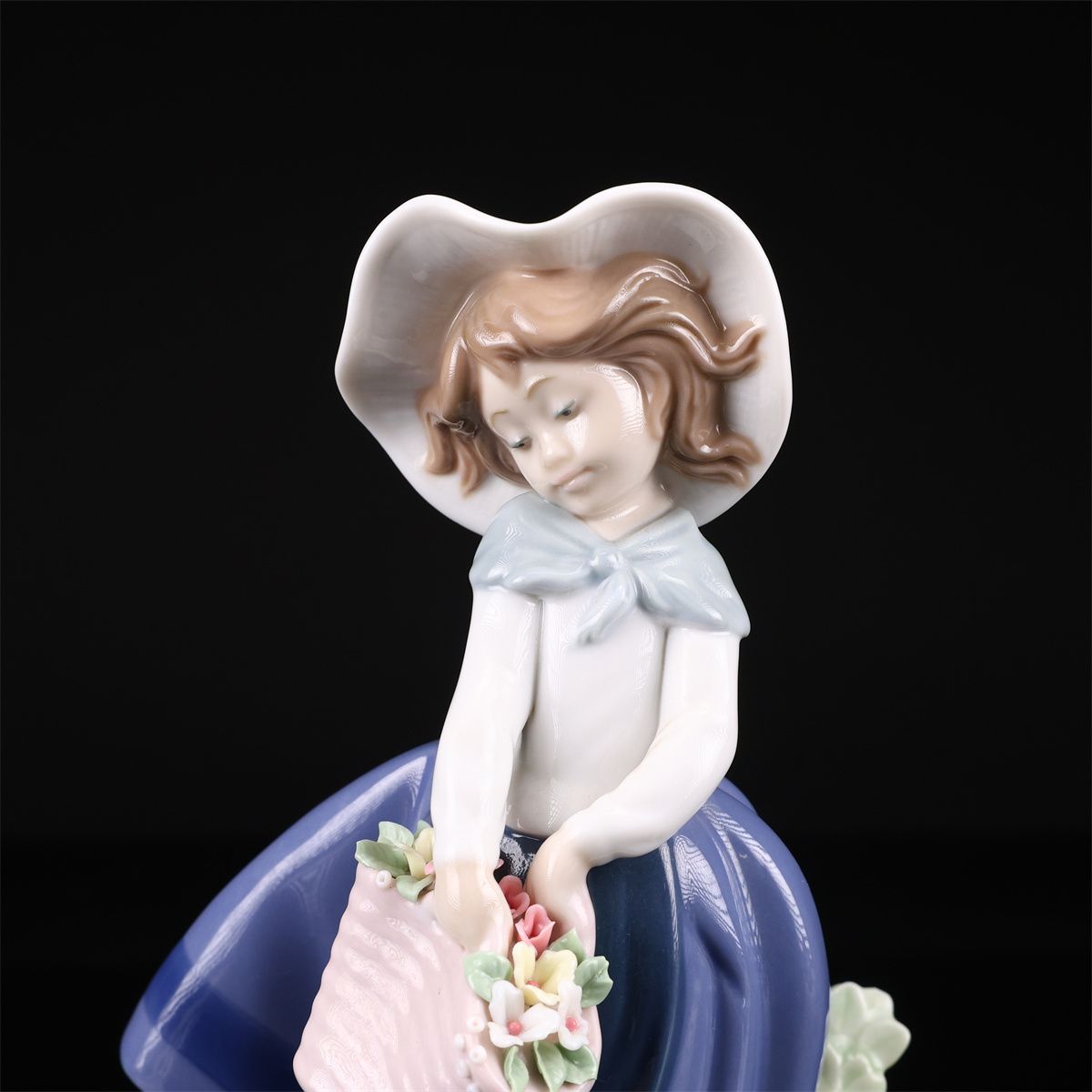 1/10限定】LLADRO リヤドロ 07676 花籠を持つ少女 箱付 【公式通販】