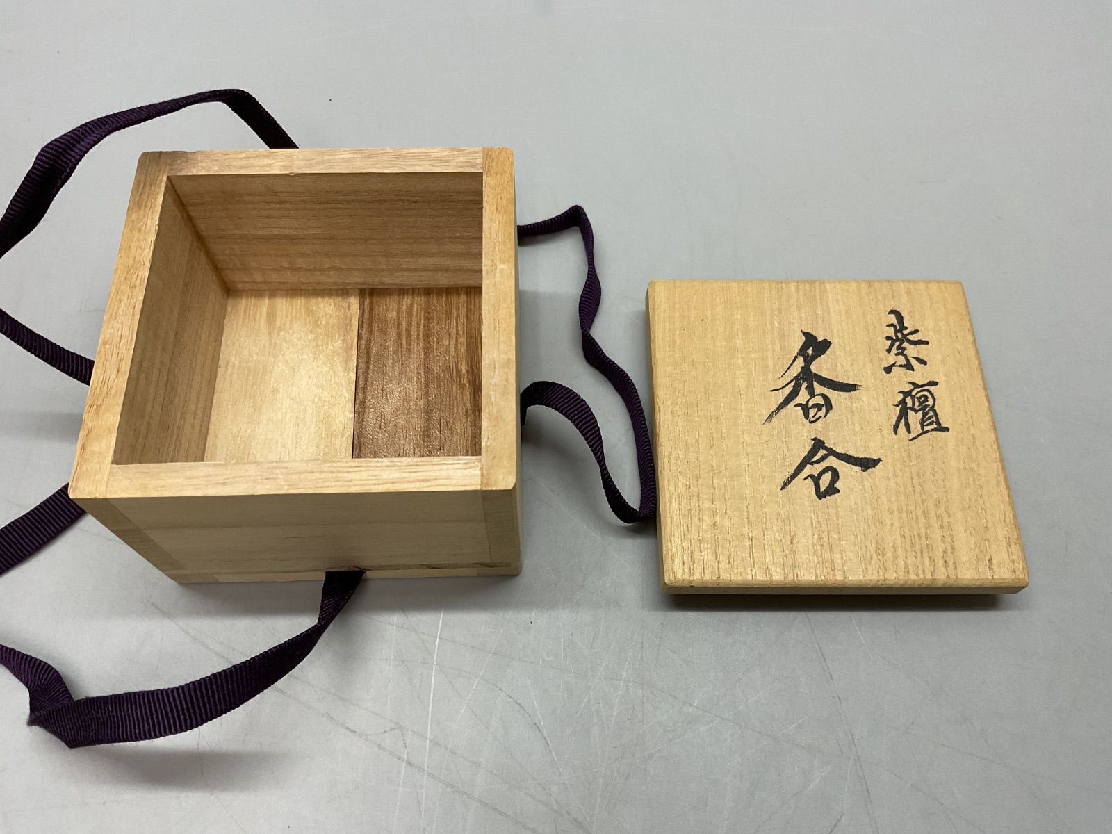 Ｗ２７９　香合　『遠山蒔絵』『新谷漆峯 作』　共箱　茶道具 W279 香合 『遠山蒔絵』『新谷漆峯 作』 共箱 茶道具 【公式通販】