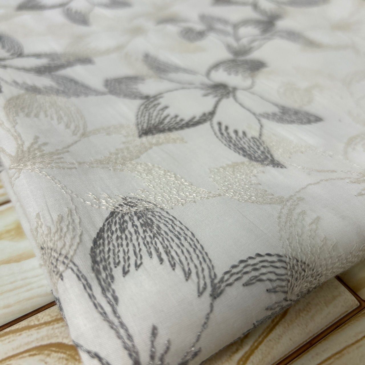 プルーク様専用　刺繍生地×4点