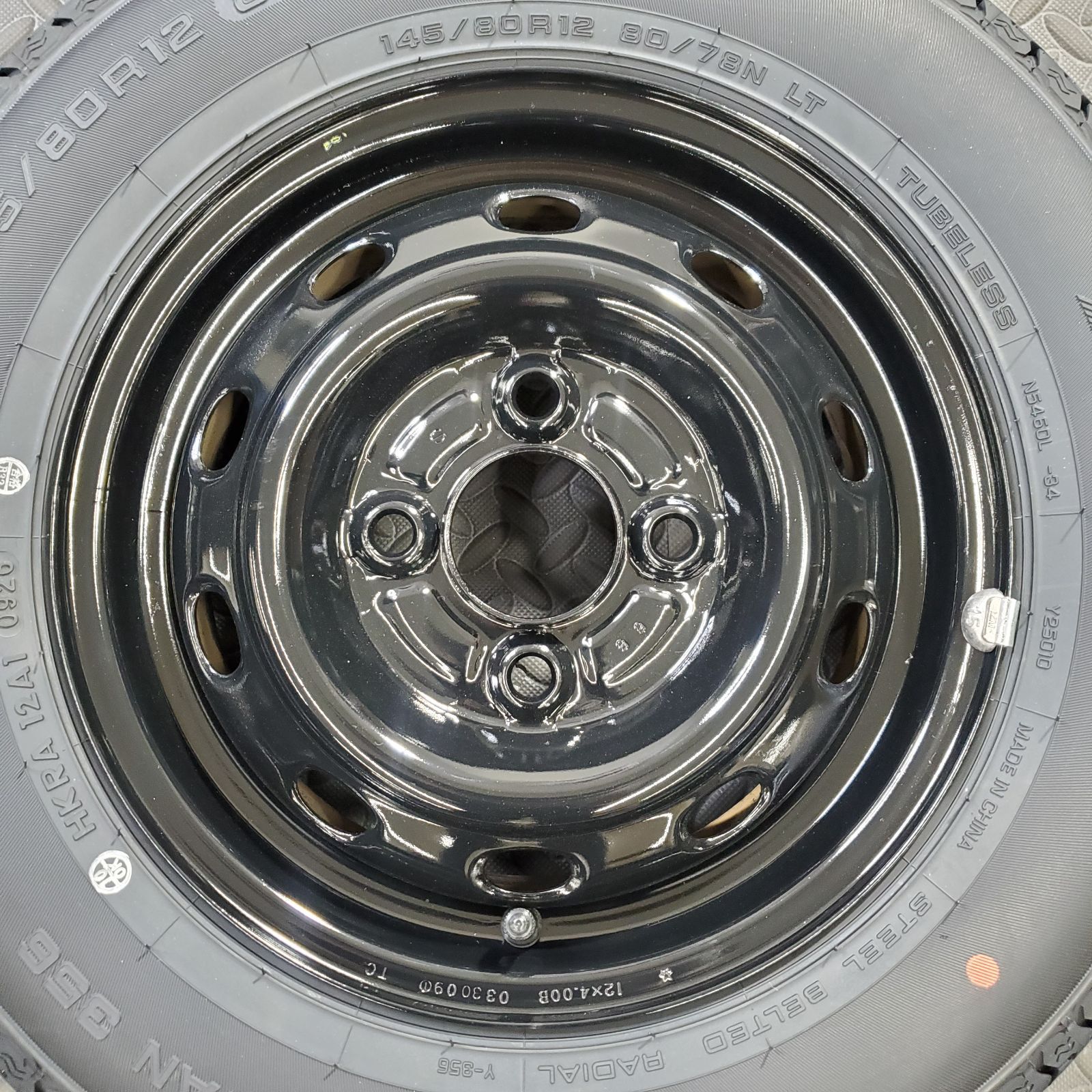 26年製 新品タイヤ 145/80R12 80/78N LT ヨコハマ スーパーバン356(夏 