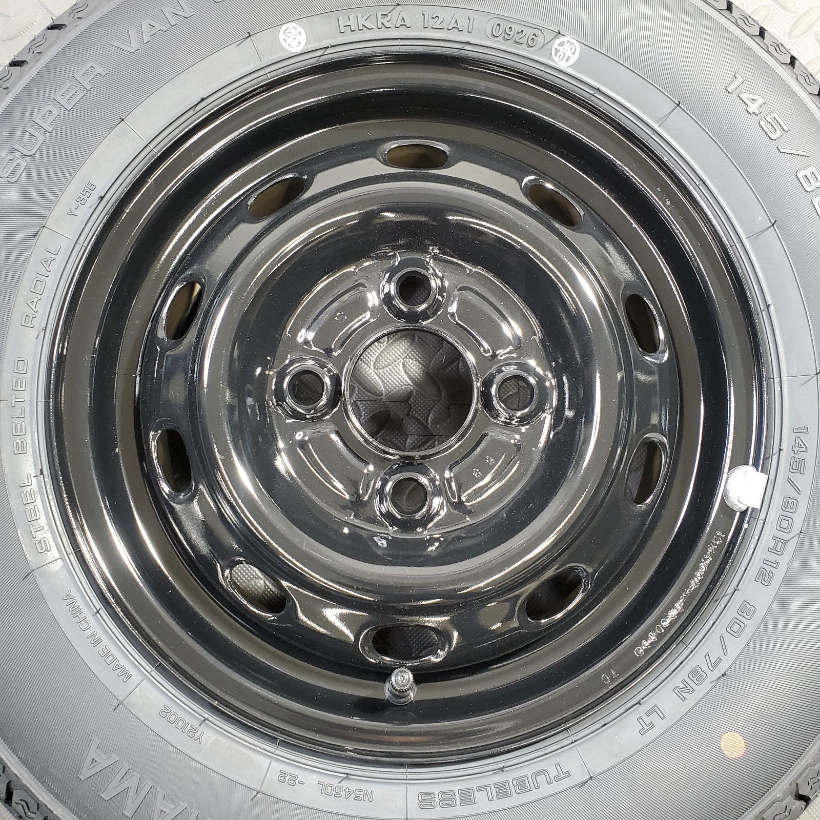 26年製 新品タイヤ 145/80R12 80/78N LT ヨコハマ スーパーバン356(夏 