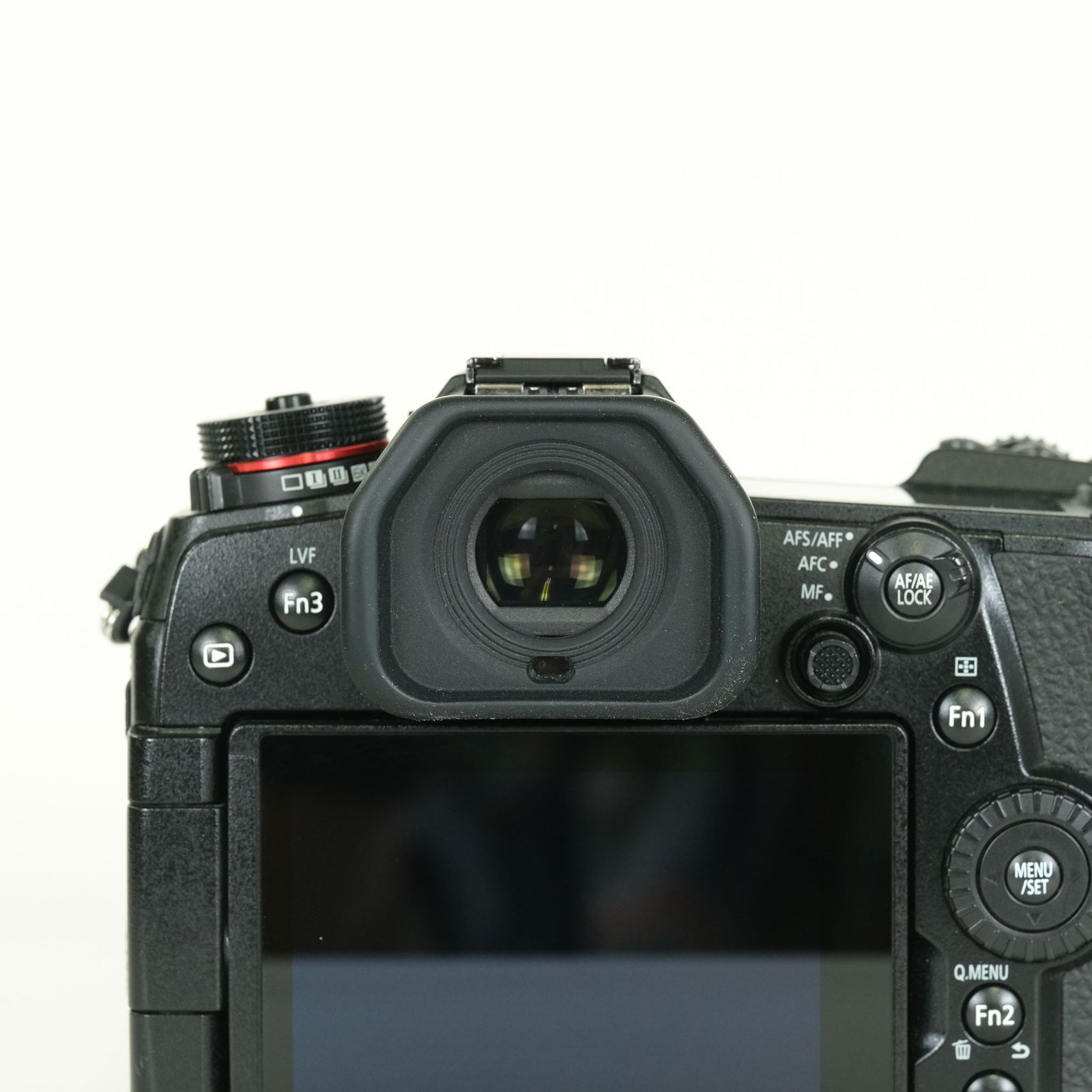 LUMIX DC-G9　シャッター回数115回　傷あり LUMIX DC-G9 シャッター回数115回 傷あり ショット数の確認方法