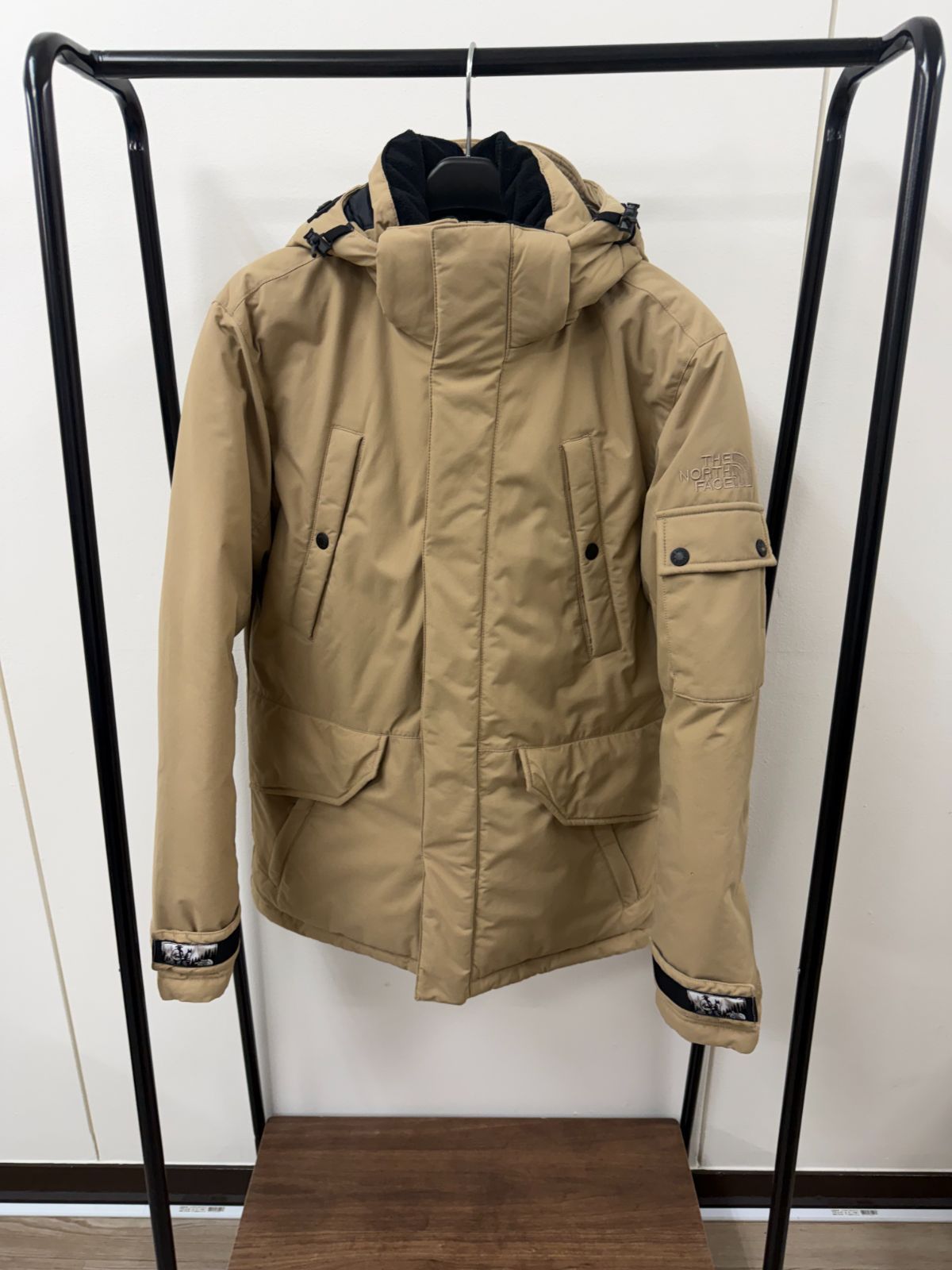 THE NORTH FACE ホワイトレーベル 韓国限定 ダークベージュ 美品 シーズンオフ大特価】THE NORTH FACE 韓国限定ホワイトレーベル M