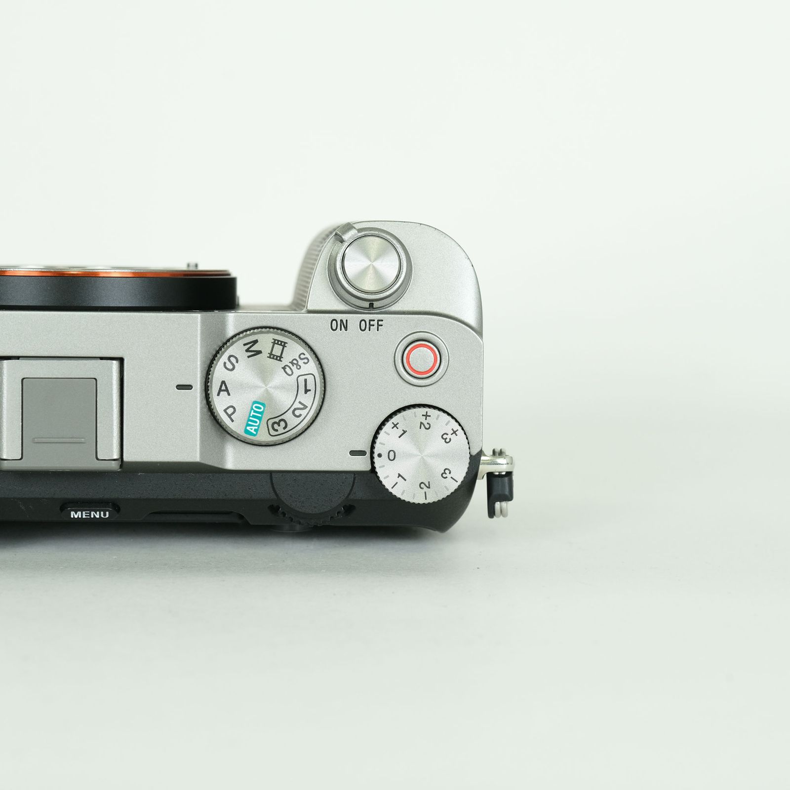 極美品SONY α7C ILCE-7C シルバー 本体 中古：B(並品)ソニー α7C