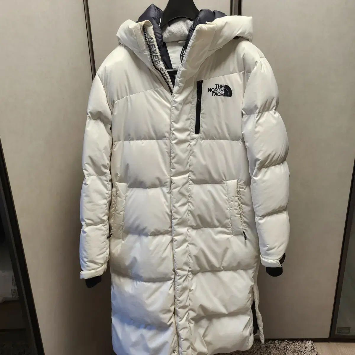 THE NORTH FACE ザノースフェイス ダウンジャケット ロング丈 白 