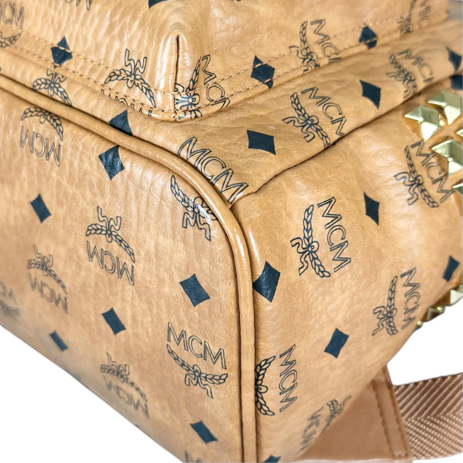 美品 MCM エムシーエム スターク サイドスタッズ ヴィセトス 