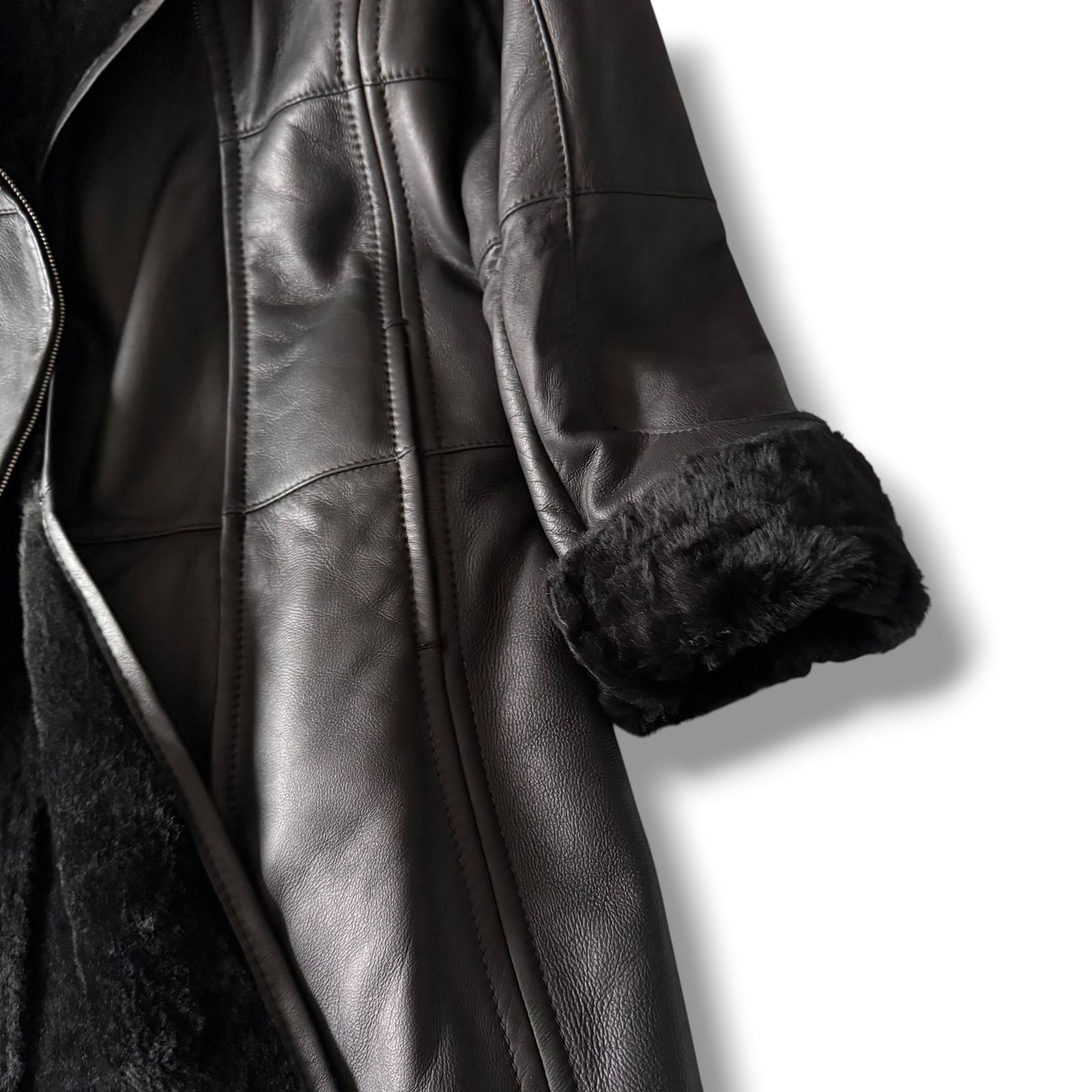 美品 MaxMara 上質なリアルムートンコート 42 黒 ボア ロング - メルカリ