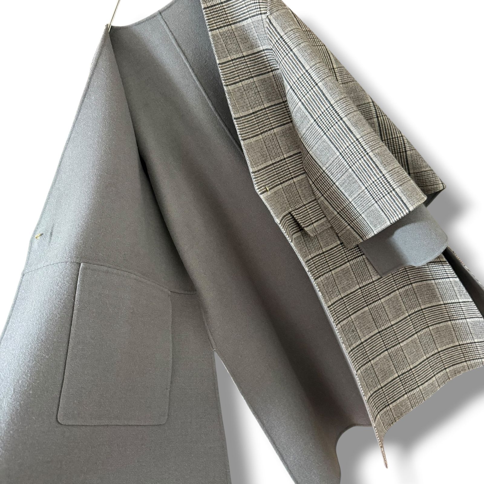 Drawer ケヌキリバーシブルコート　ＭＤ grey 美品 22AW Drawer グレンチェック ケヌキリバーシブルコート - メルカリ