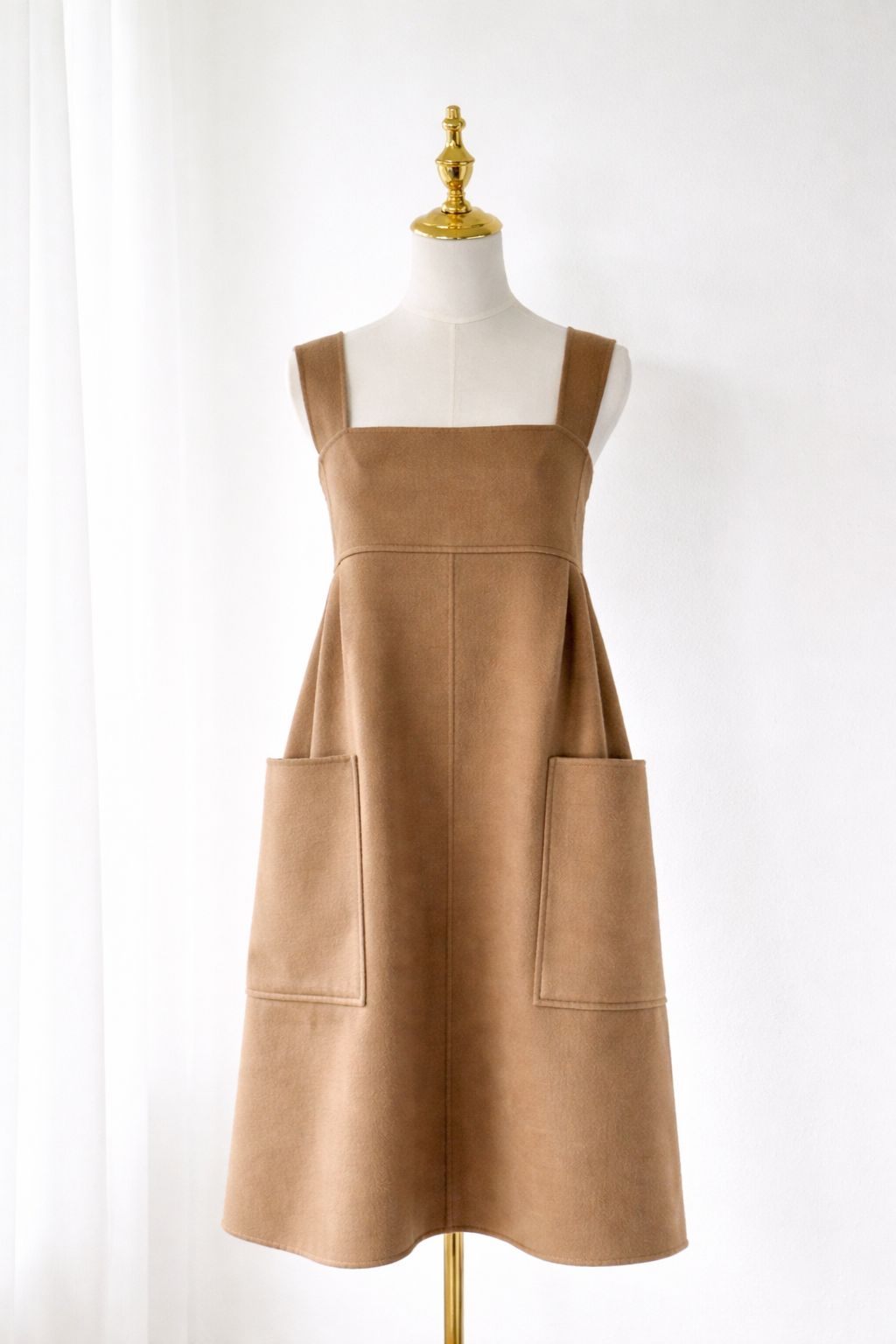 美品 / 参考価格146,000円 / 1枚で圧倒的な可愛さ】FOXEY BOUTIQUE