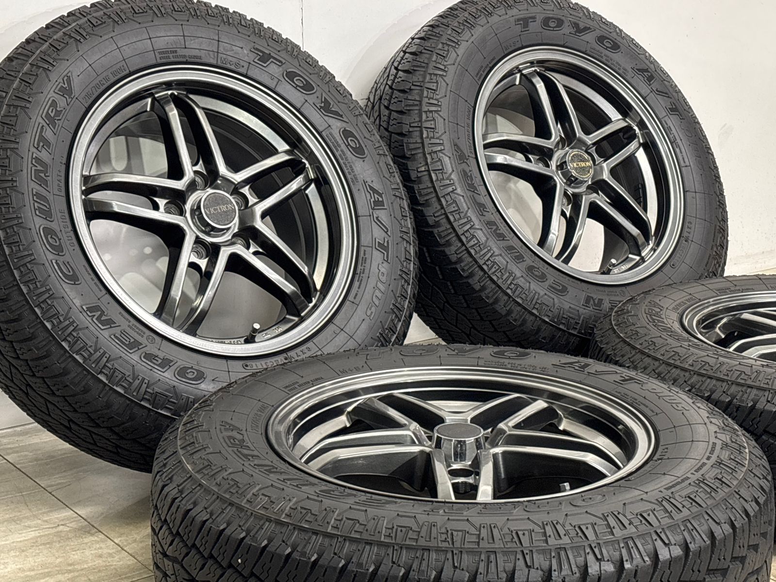 美品】JAOS VICTRON ASTELLA 16in 7J +40 PCD114.3 トーヨー オープン 