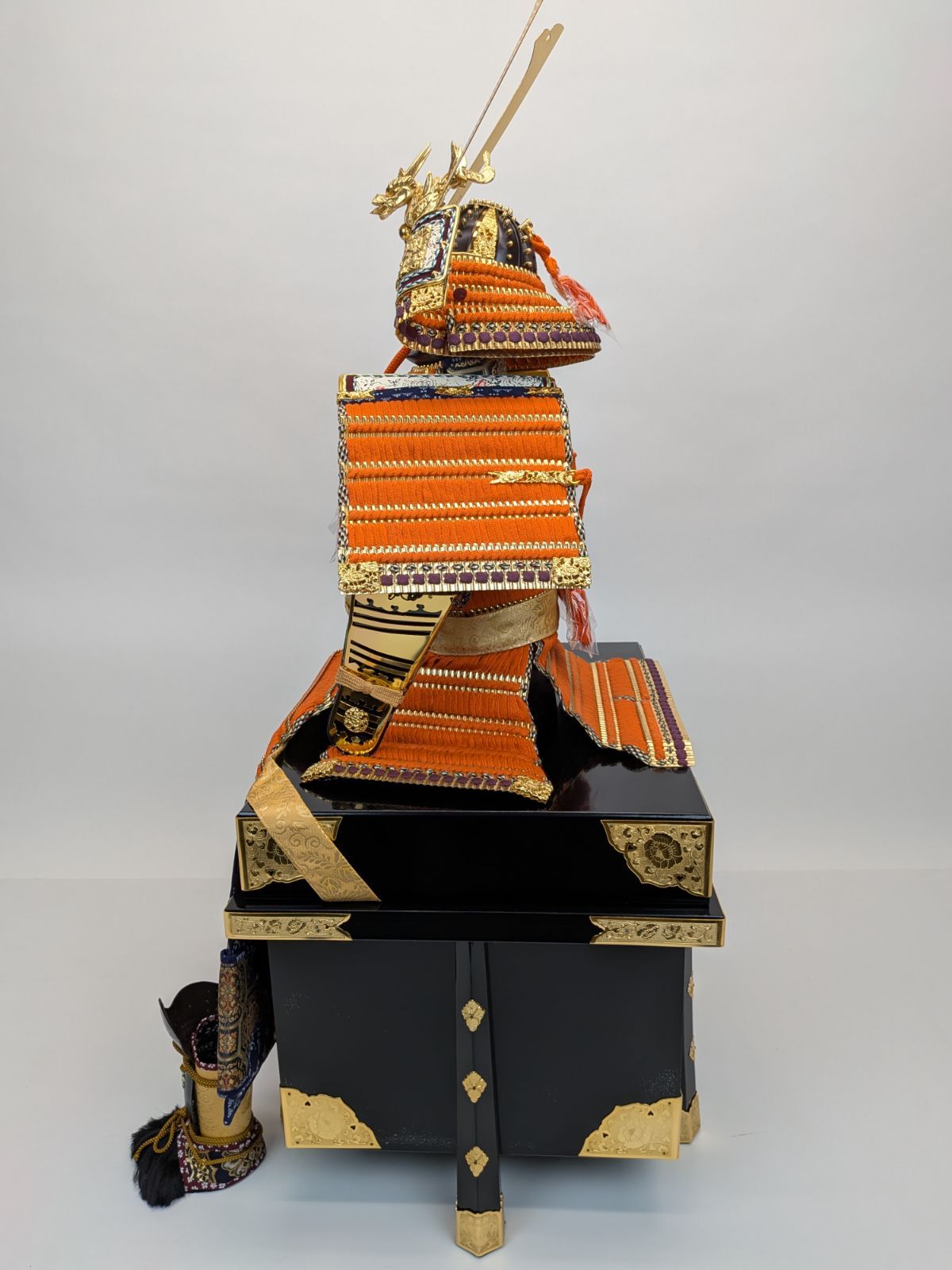 五月人形】京都 平安雅峰作 13号 京大鎧 光閣 金箔押 正絹縅 ※展示品