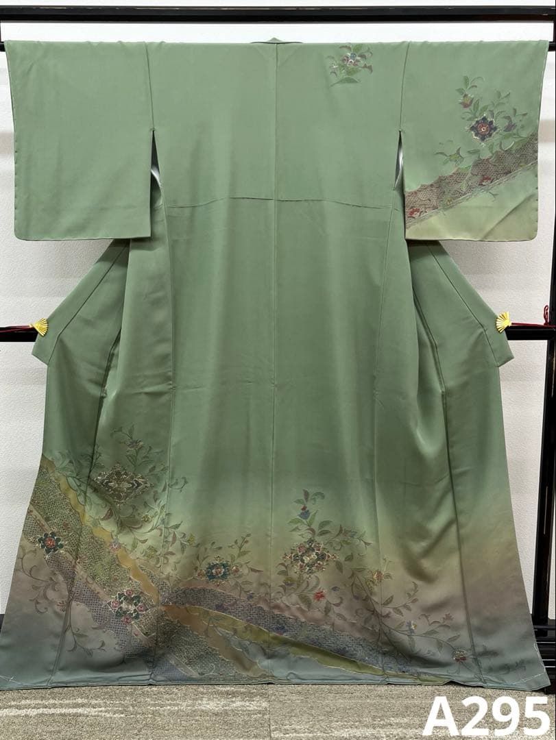 蘇州刺繍 汕頭刺繍 訪問着 華紋 正絹 パールトーン加工済 躾糸付き 