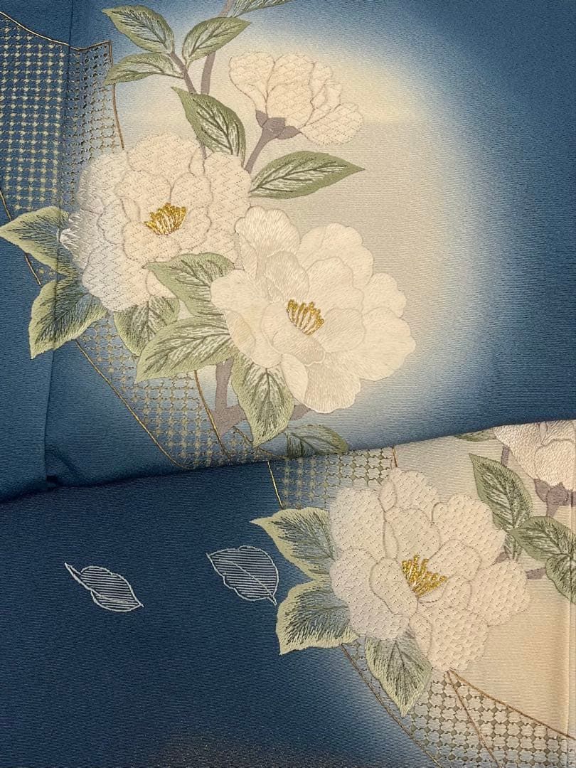 蘇州刺繍 汕頭刺繍 付け下げ 金彩 牡丹 正絹 パールトーン加工済 A294 