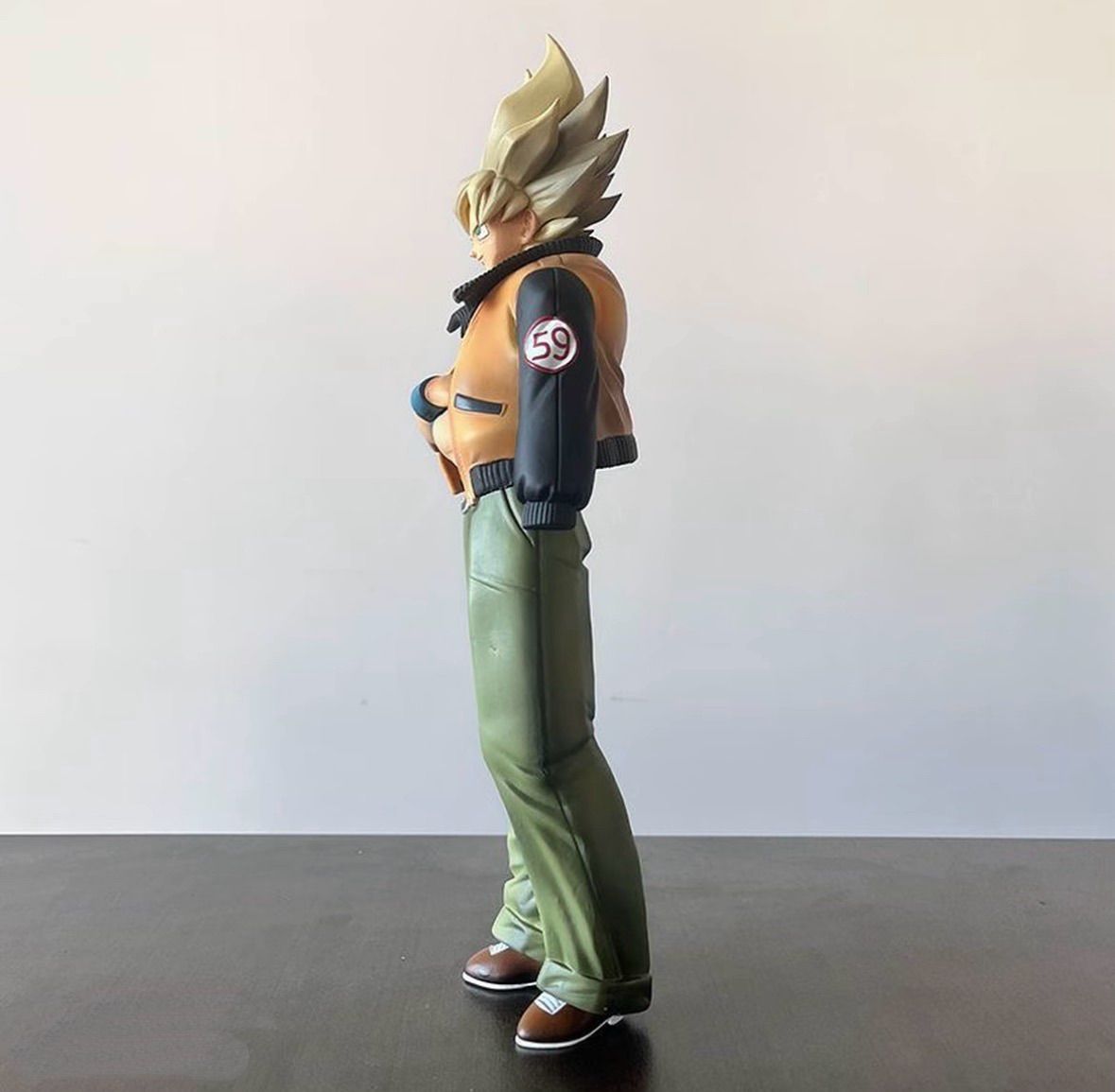ドラゴンボール 孫悟空 スーパーサイヤ人 私服バージョン ガレージ