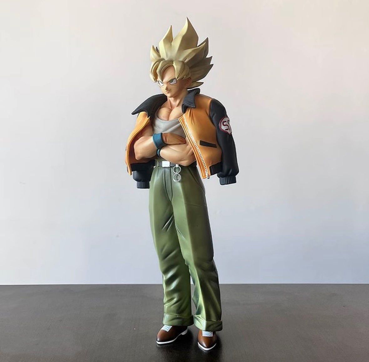 服着る人ドラゴンボールZ スーパサイヤ人孫悟空 ガレージキッドフィギュア ドラゴンボール 孫悟空 スーパーサイヤ人 私服バージョン ガレージ