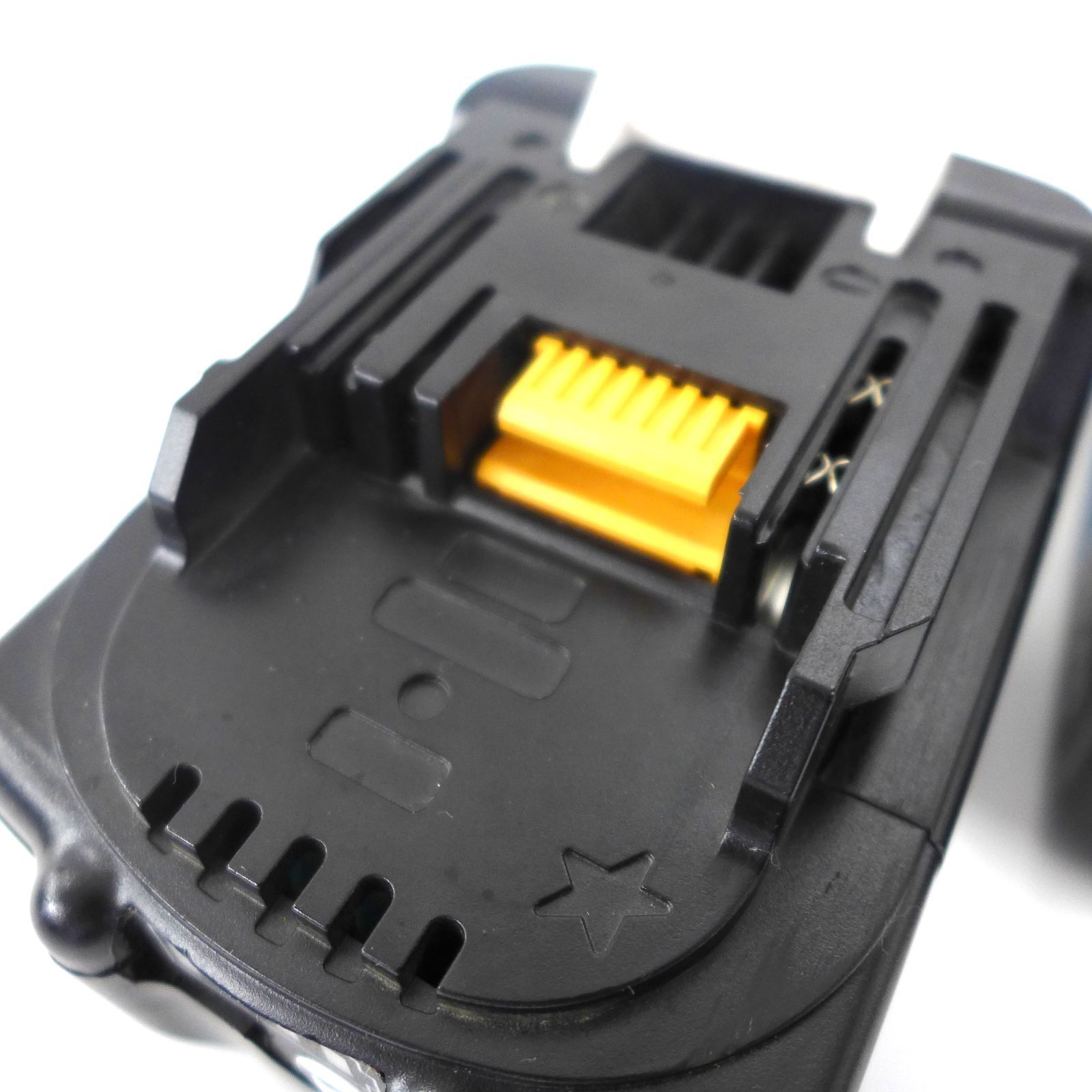 中古 マキタ 純正バッテリー18V6.0Ahと互換性バッテリー18V6.0Ah 計3個