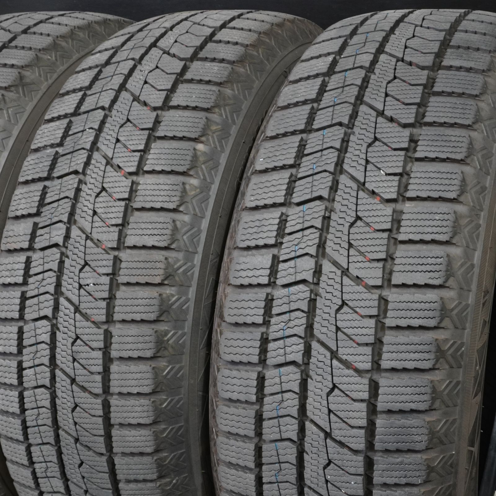 21年製 バリ山 TOYO オブザーブ GIZ2 195/60R16 4本 スタッドレス C27 