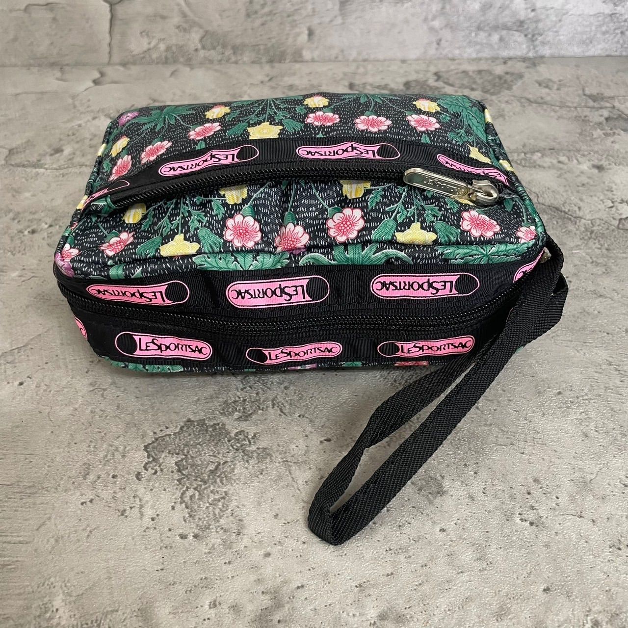 新品未使用 LeSportsac レスポートサック 化粧ポーチ マルチポーチ 花 
