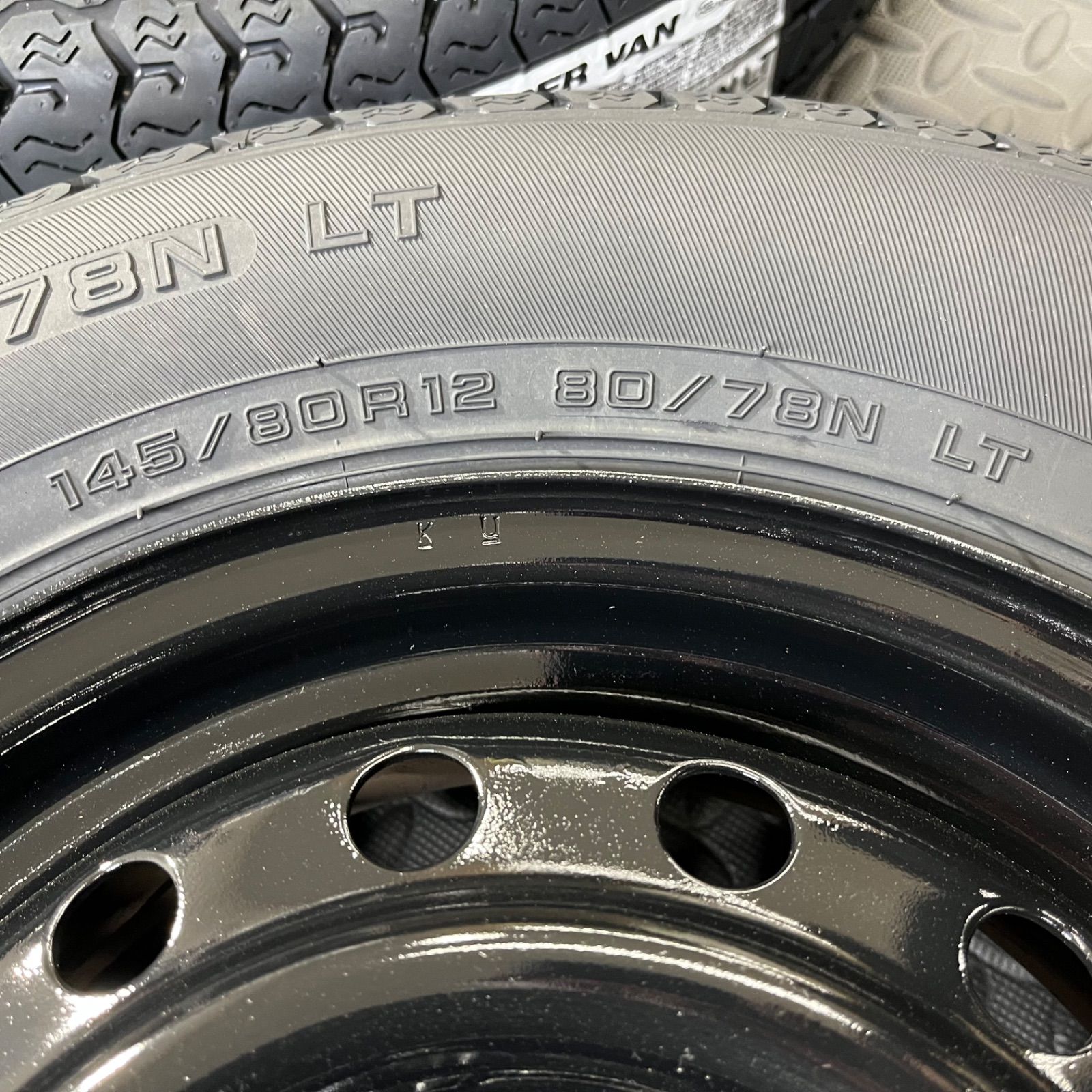 26年製 新品タイヤ 145/80R12 80/78N LT ヨコハマ スーパーバン356(夏 