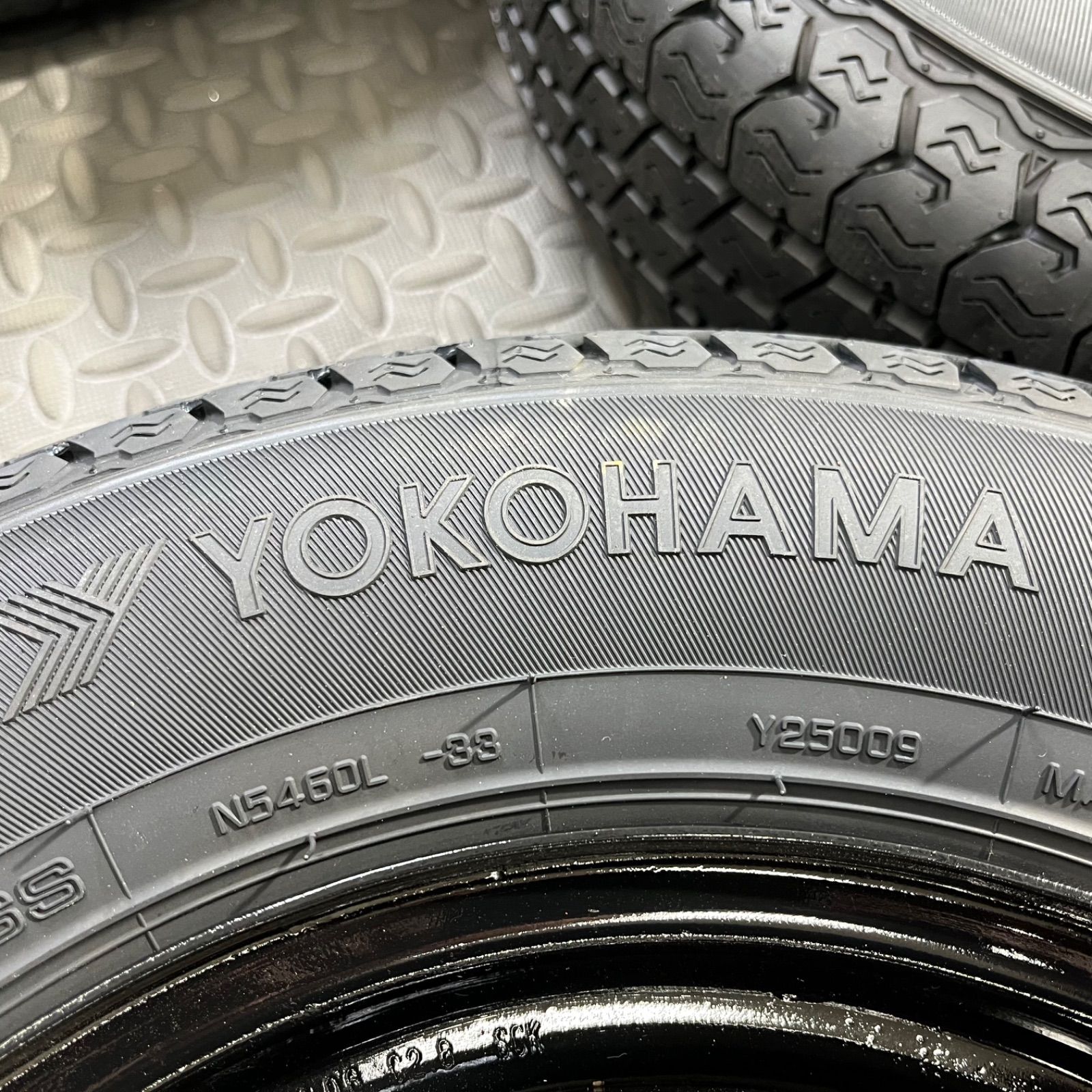 26年製 新品タイヤ 145/80R12 80/78N LT ヨコハマ スーパーバン356(夏 