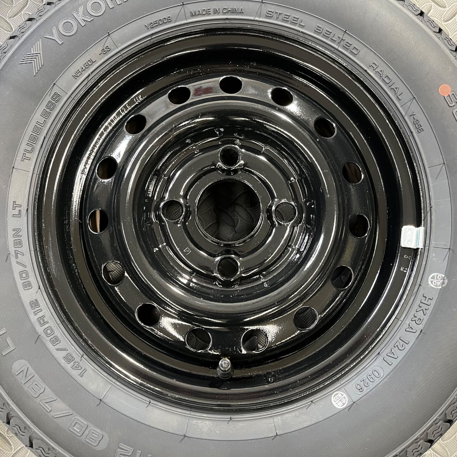 26年製 新品タイヤ 145/80R12 80/78N LT ヨコハマ スーパーバン356(夏 