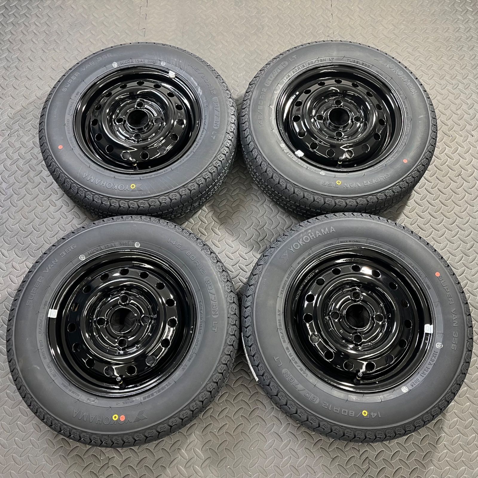 26年製 新品タイヤ 145/80R12 80/78N LT ヨコハマ スーパーバン356(夏 