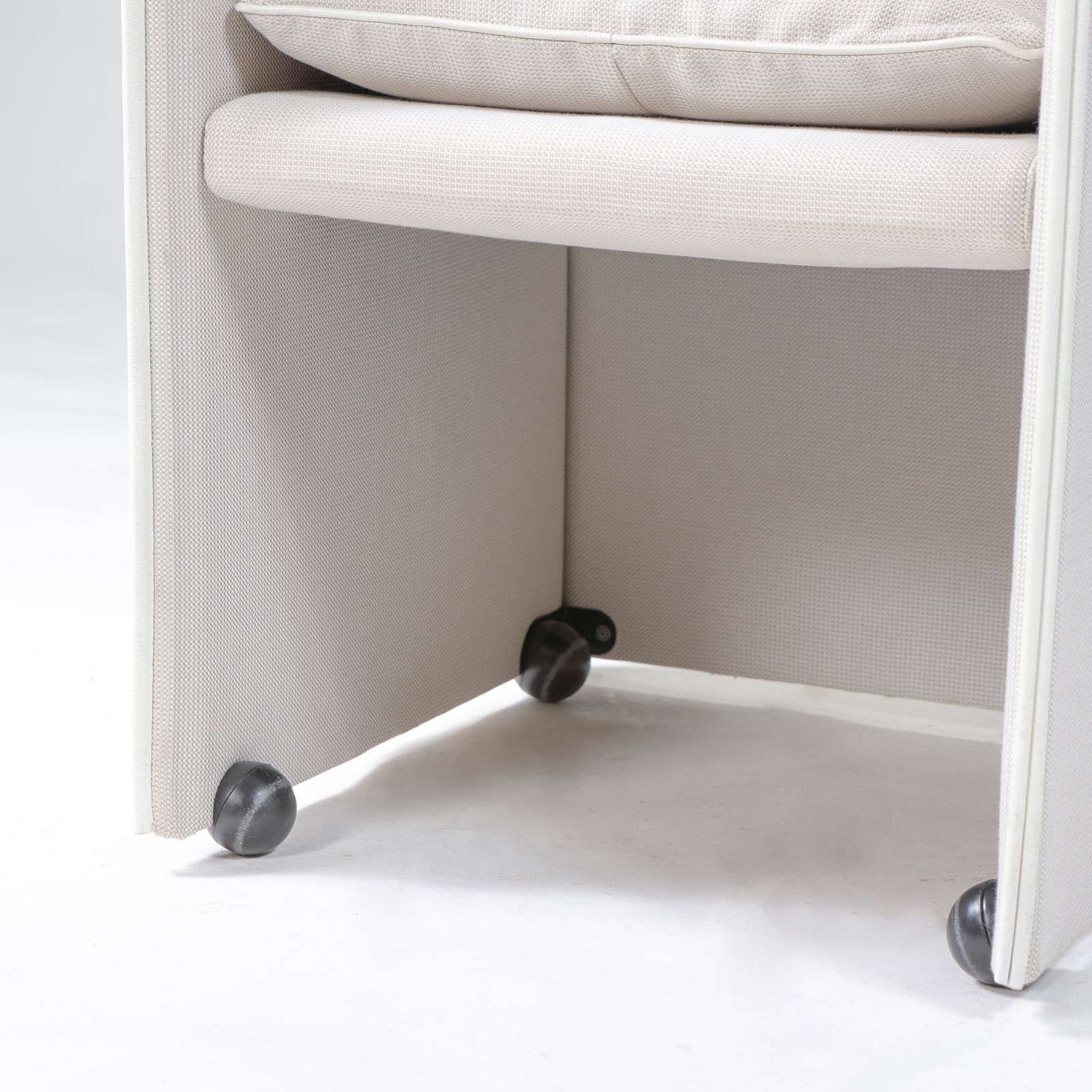 ダイニングチェア カッシーナ Cassina 401 BREAK ブレーク アーム 