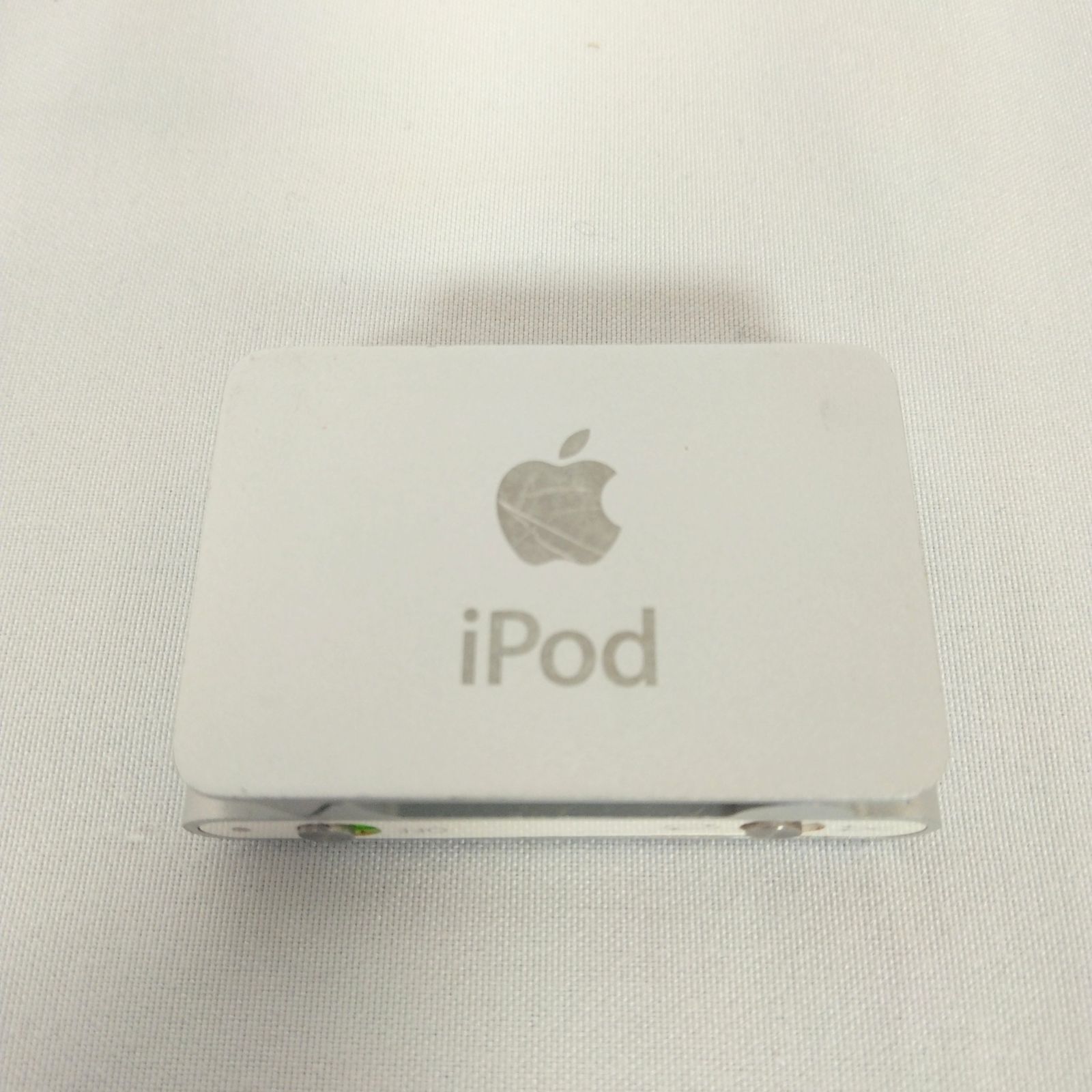 ジャンク品】Apple iPod shuffle 1GB 第2世代 シルバー アップル ジャンク品】Apple iPod shuffle 1GB 第2世代 シルバー アップル