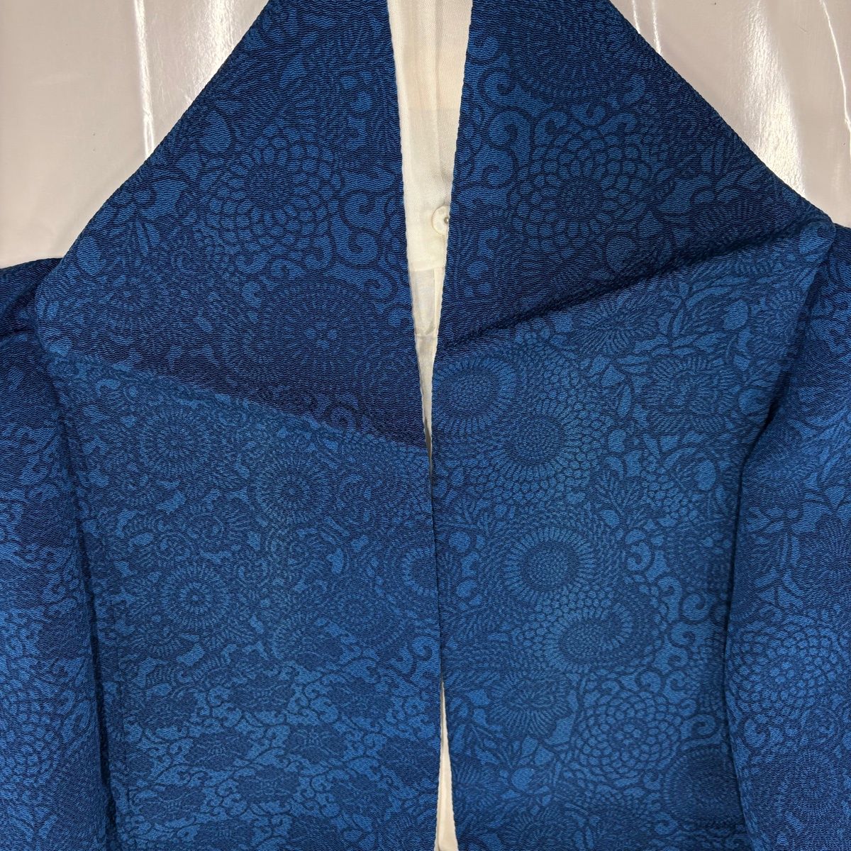 小紋 美品 秀品 落款 麻の葉 花柄 縮緬 藍色 袷 身丈151cm 裄丈65cm M 