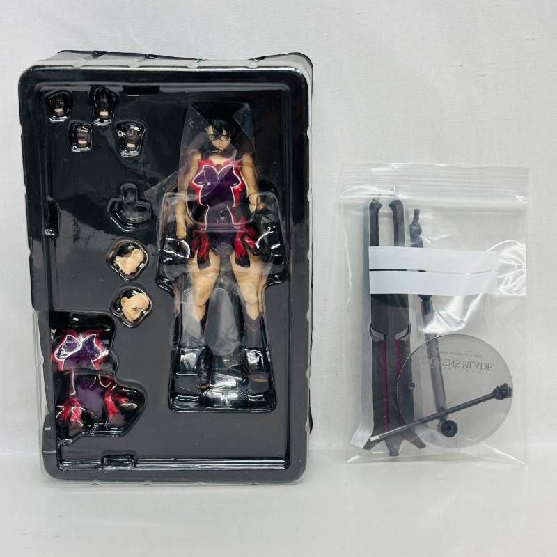 開封】 レガシーOF リボルテック LR-004 クイーンズブレイド 武器屋