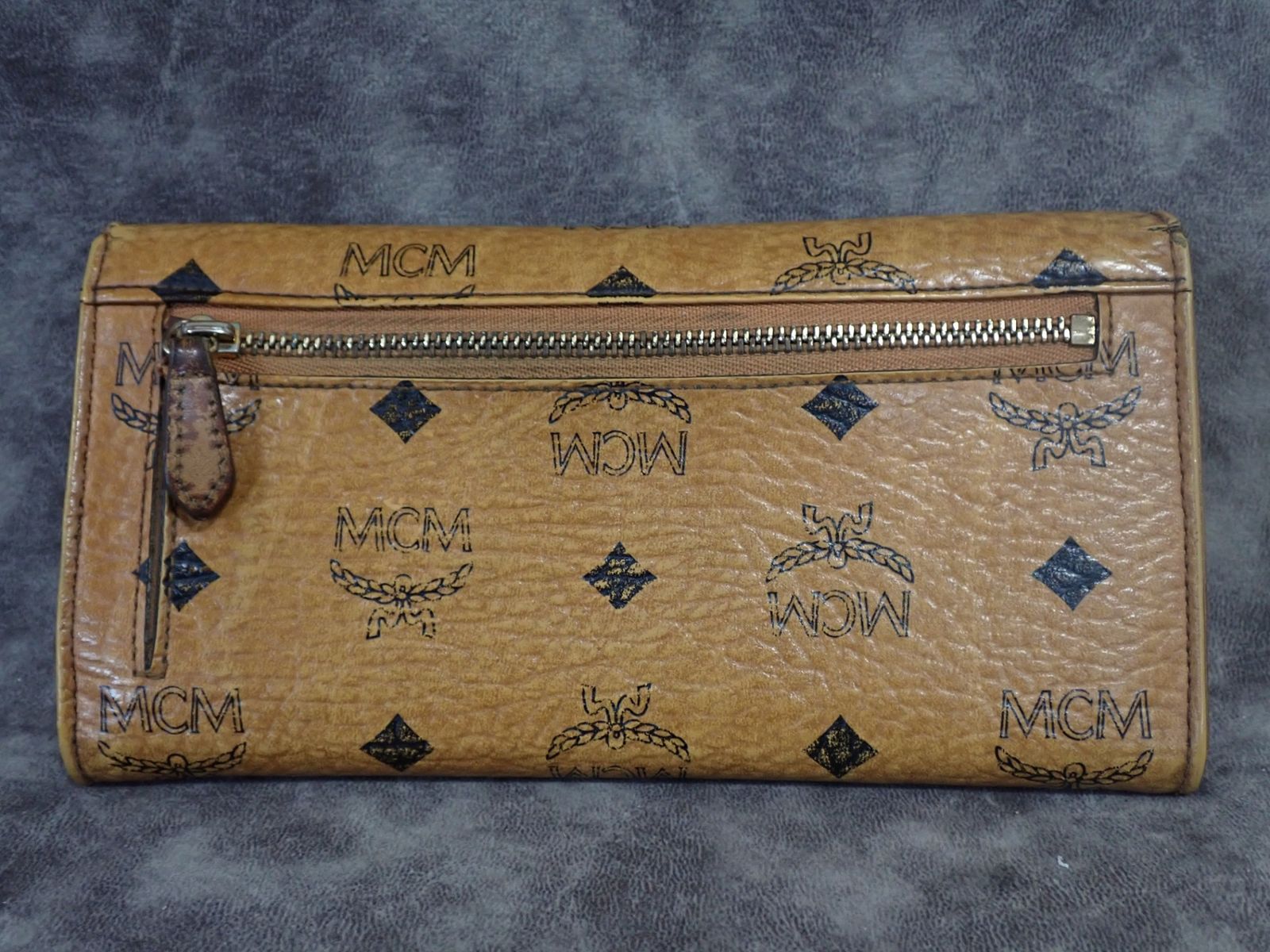 MCM エムシーエム 長財布 三つ折り ヴィセトス柄 ブラウン キャメル