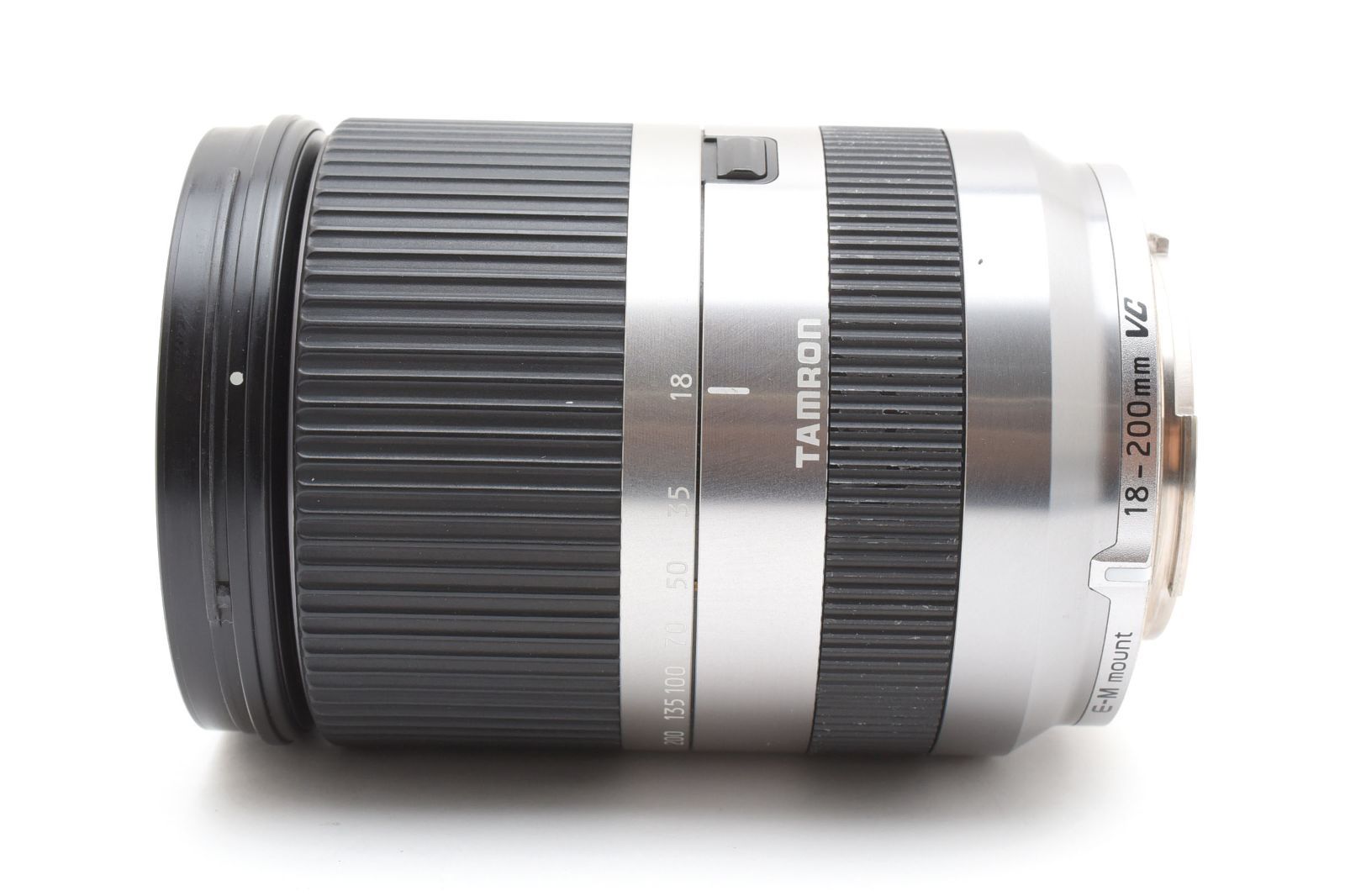 ジャンク》 TAMRON タムロン 18-200mm F3.5-6.3 DiIII VC B011 ソニーE