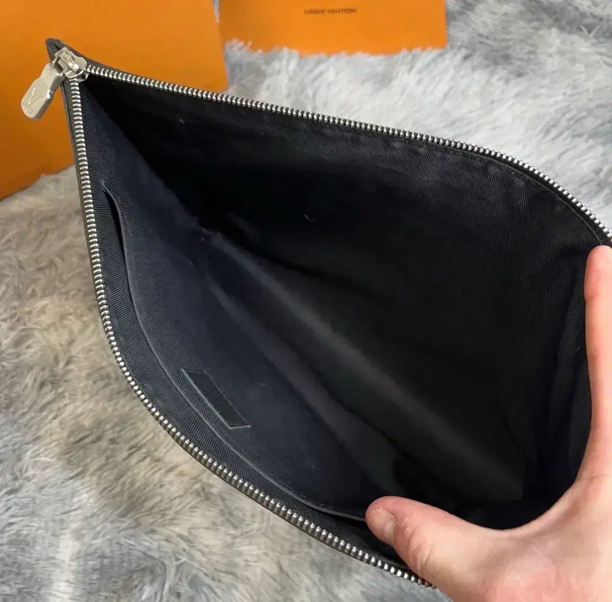 Buy from Japan Easily