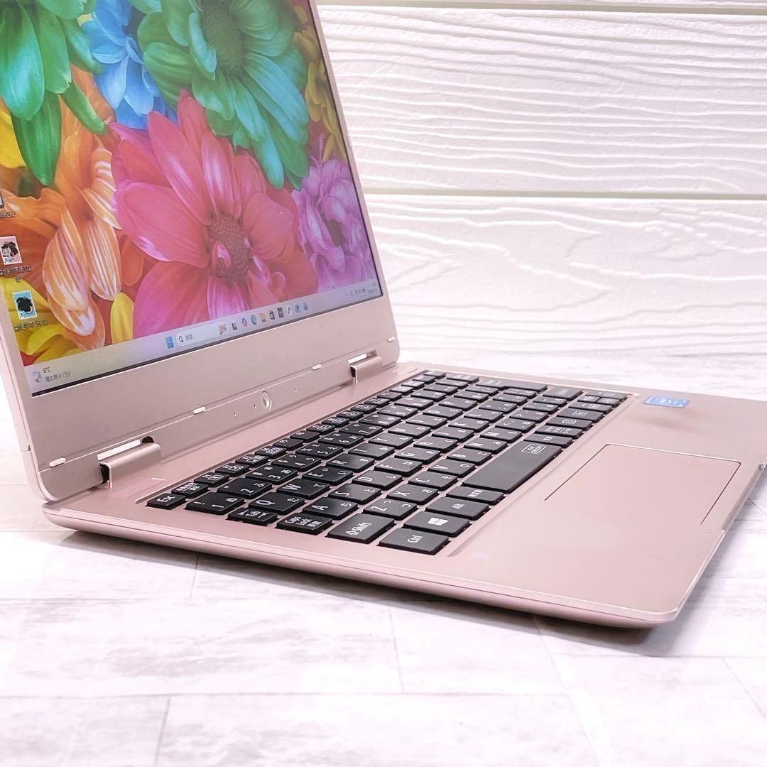 NEC Lavie】メタリックピンク☘️10世代corei7☘️NVMe512 小さくて