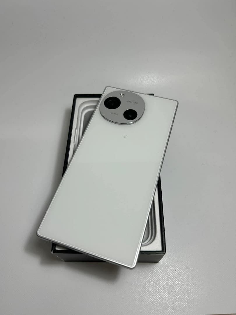 AQUOS R9 256GB A401SH SIMフリー ホワイト - メルカリ