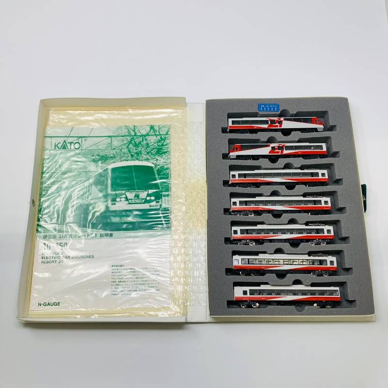KATO 10-150 伊豆急行 2100系 リゾート21 / 鉄道模型 Nゲージ - メルカリ