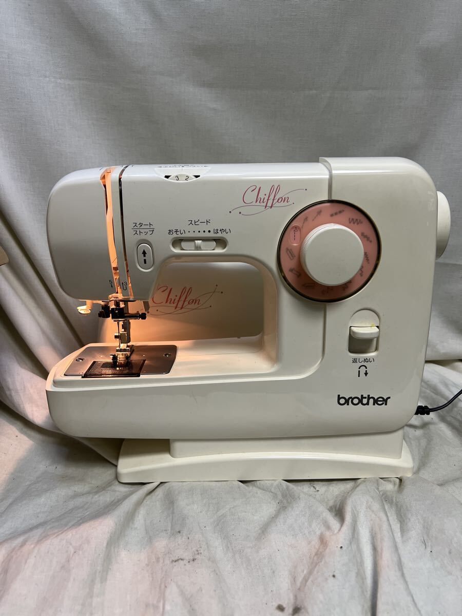 美品！Brother ブラザー ミシン 家庭用ミシン EL130 裁縫 手工芸 